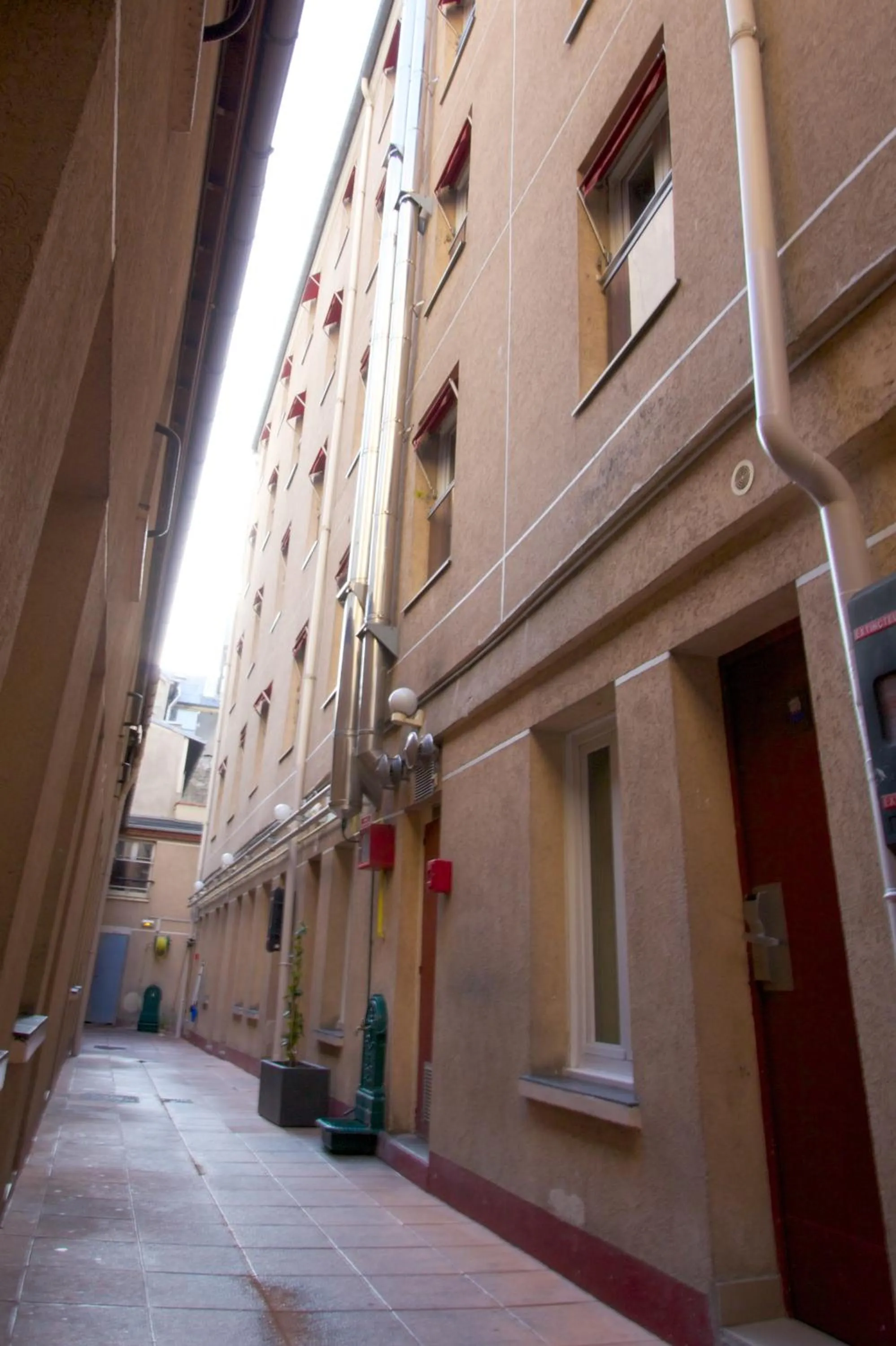 Neighbourhood in Auberge Internationale des Jeunes