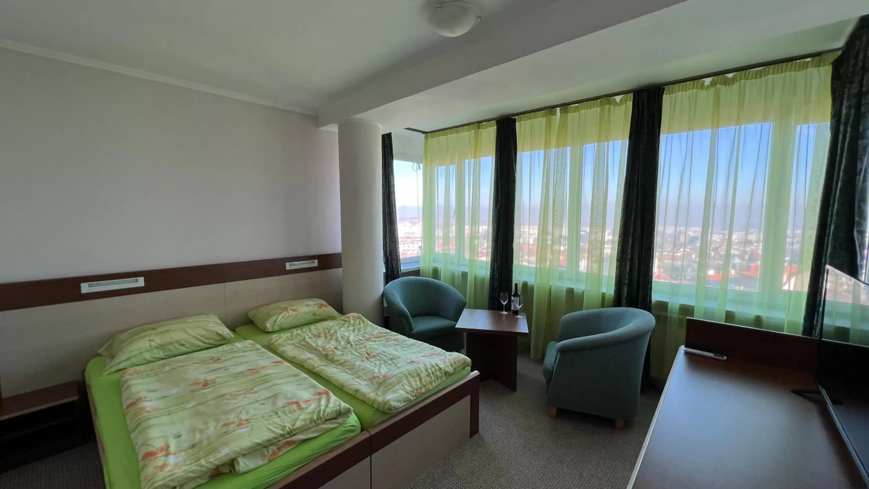 Deluxe Apartment with view to the city in Hotel Gorna Banya Deluxe Apartment with view to the city in Hotel Gorna Banya