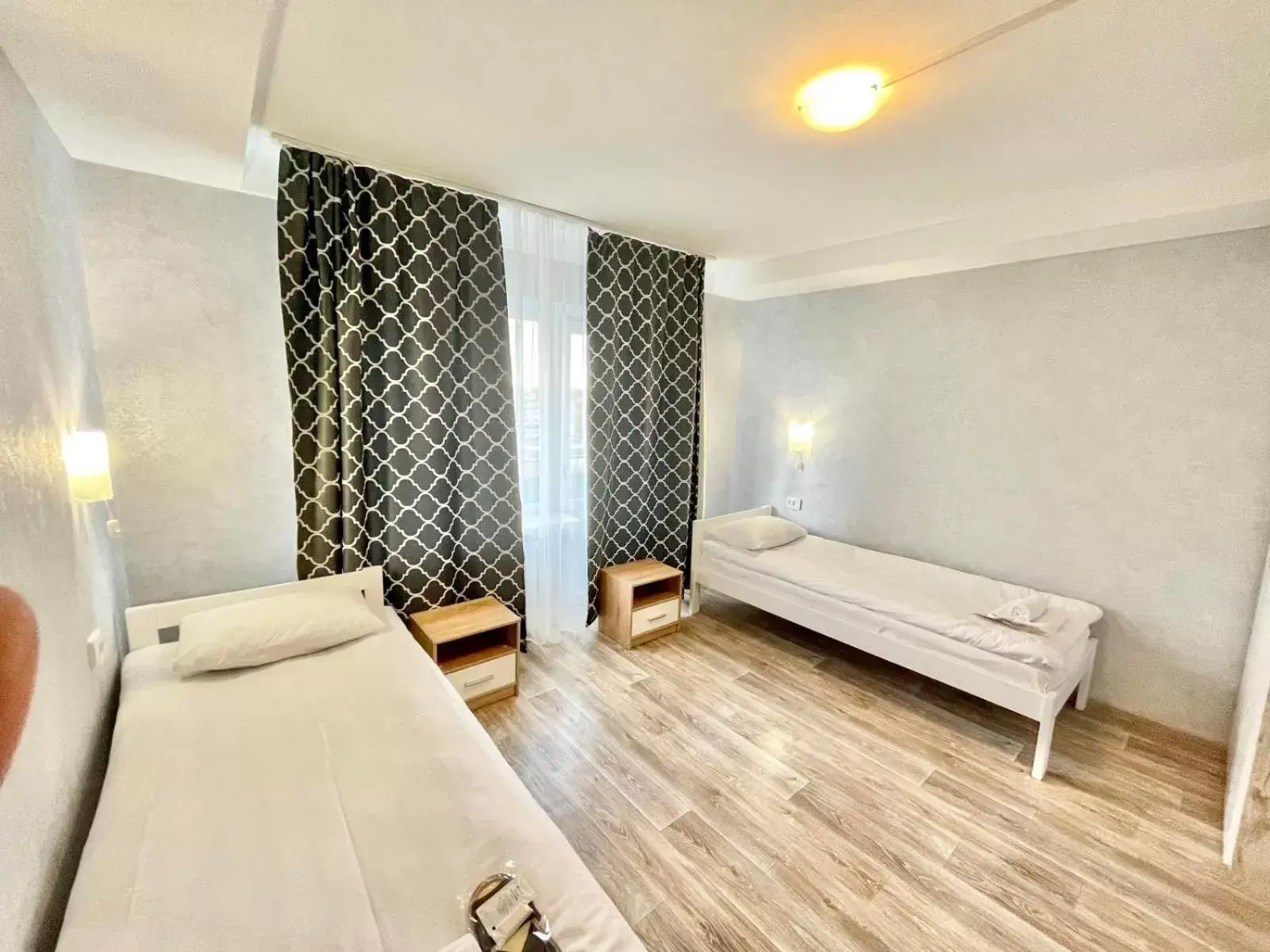 Budget Twin Room in 7F Hotel Budget Twin Room in 7F Hotel