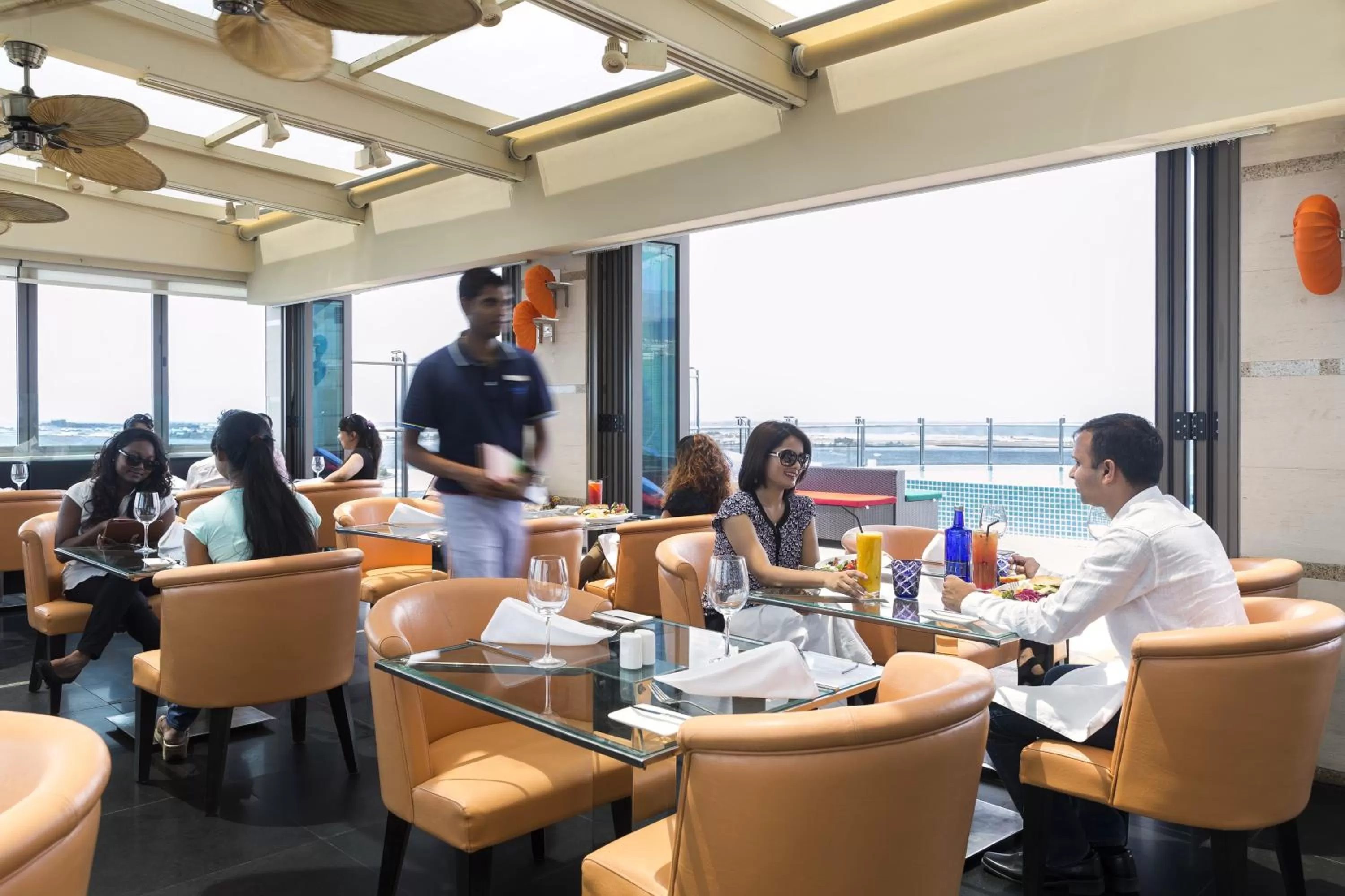 Restaurant/places to eat in Jen Maldives Male by Shangri-La