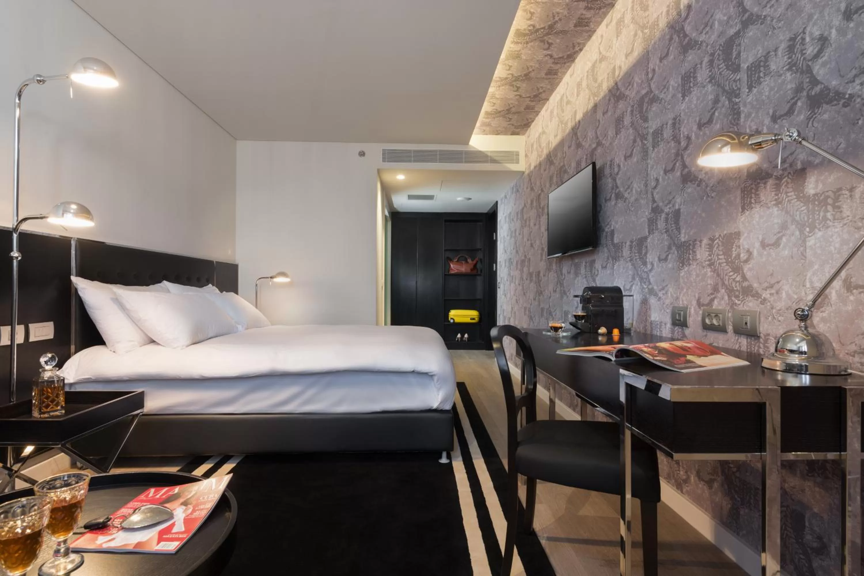 Bedroom, Bed in NYX Tel Aviv