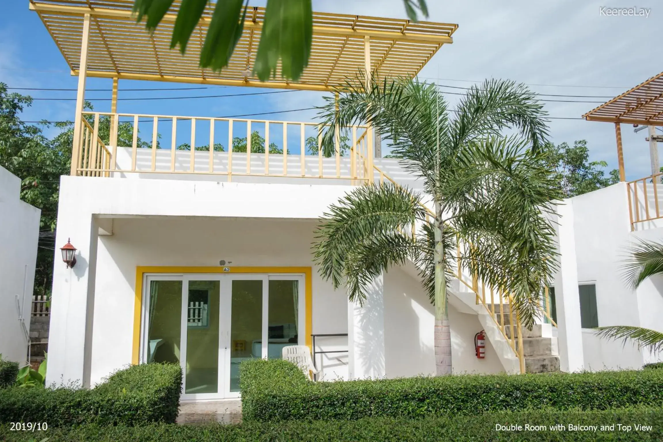 Double Room with Balcony and Top View in KeereeLay Double Room with Balcony and Top View in KeereeLay