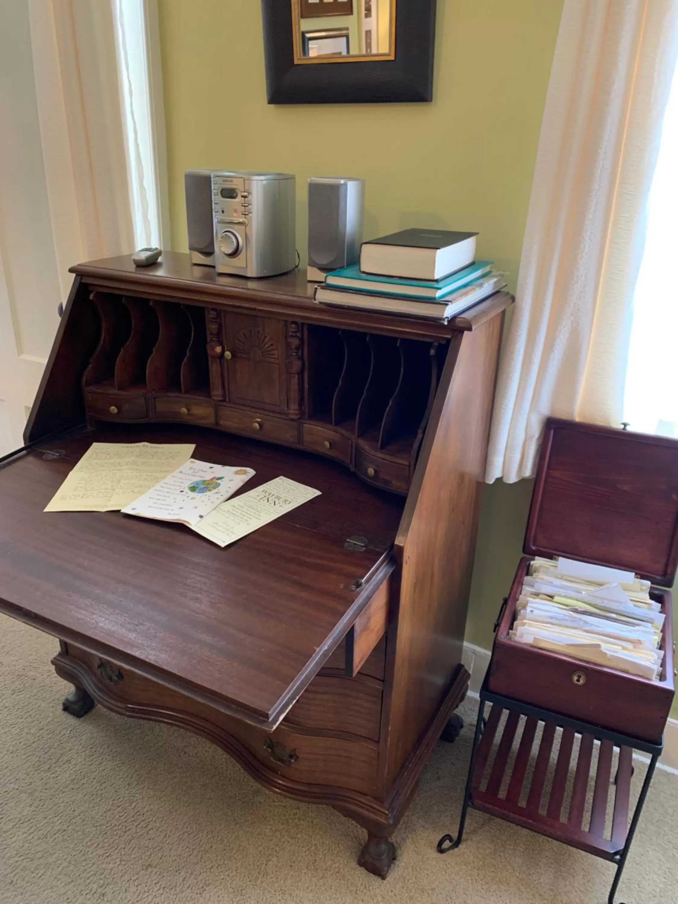 Other, TV/Entertainment Center in Waybury Inn