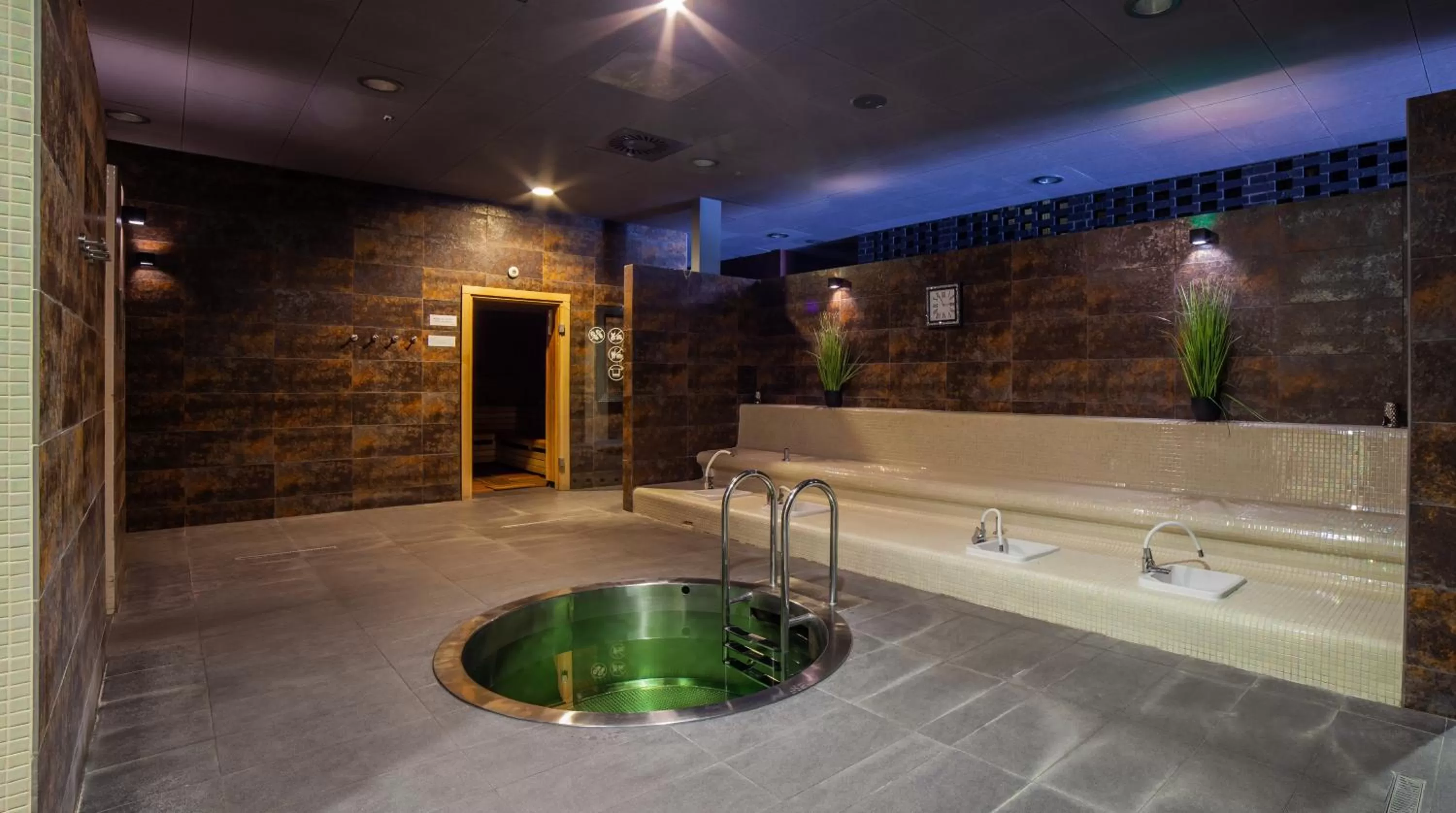 Bath in Termy Warmińskie