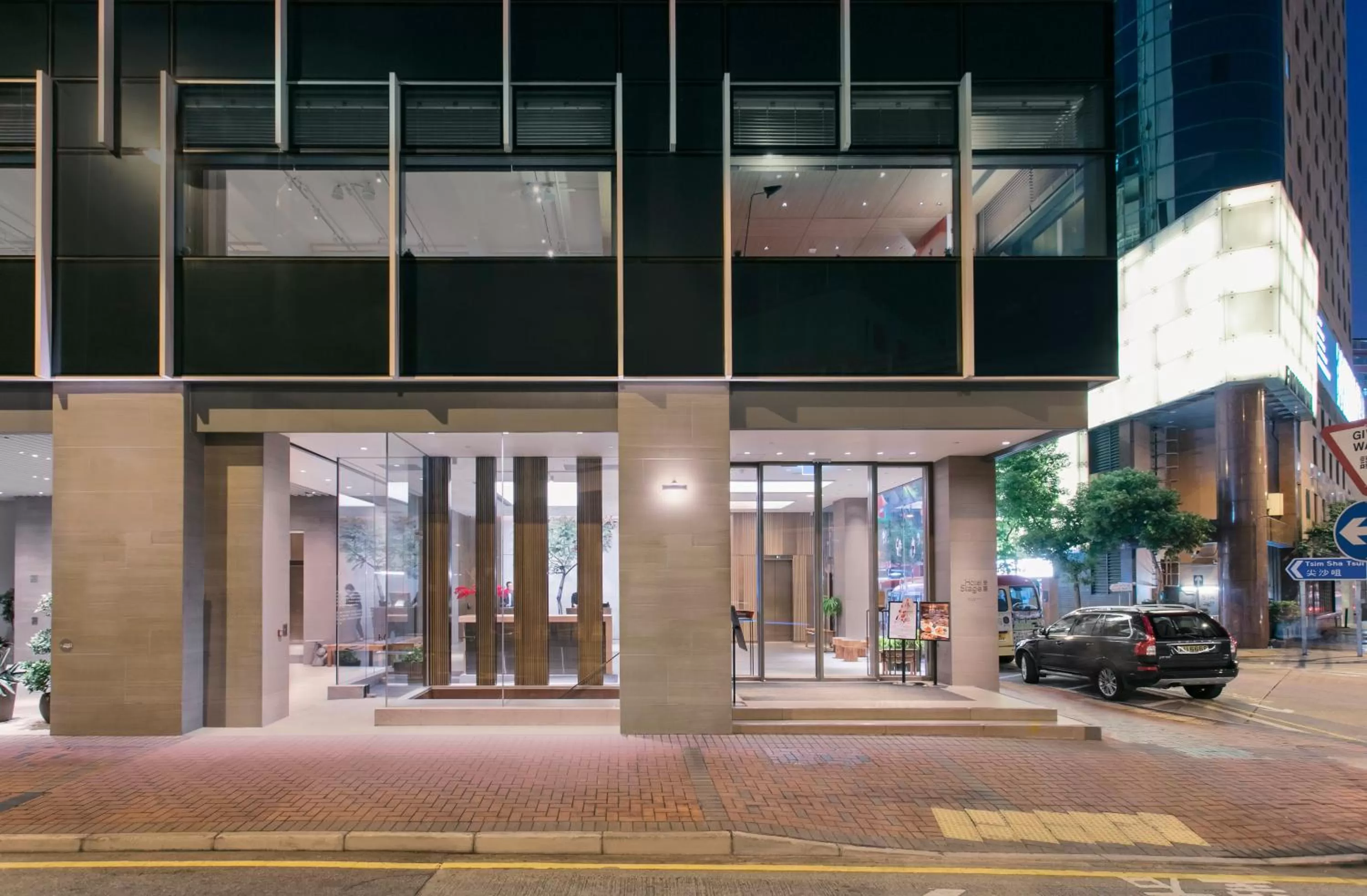 Location in Hotel Stage