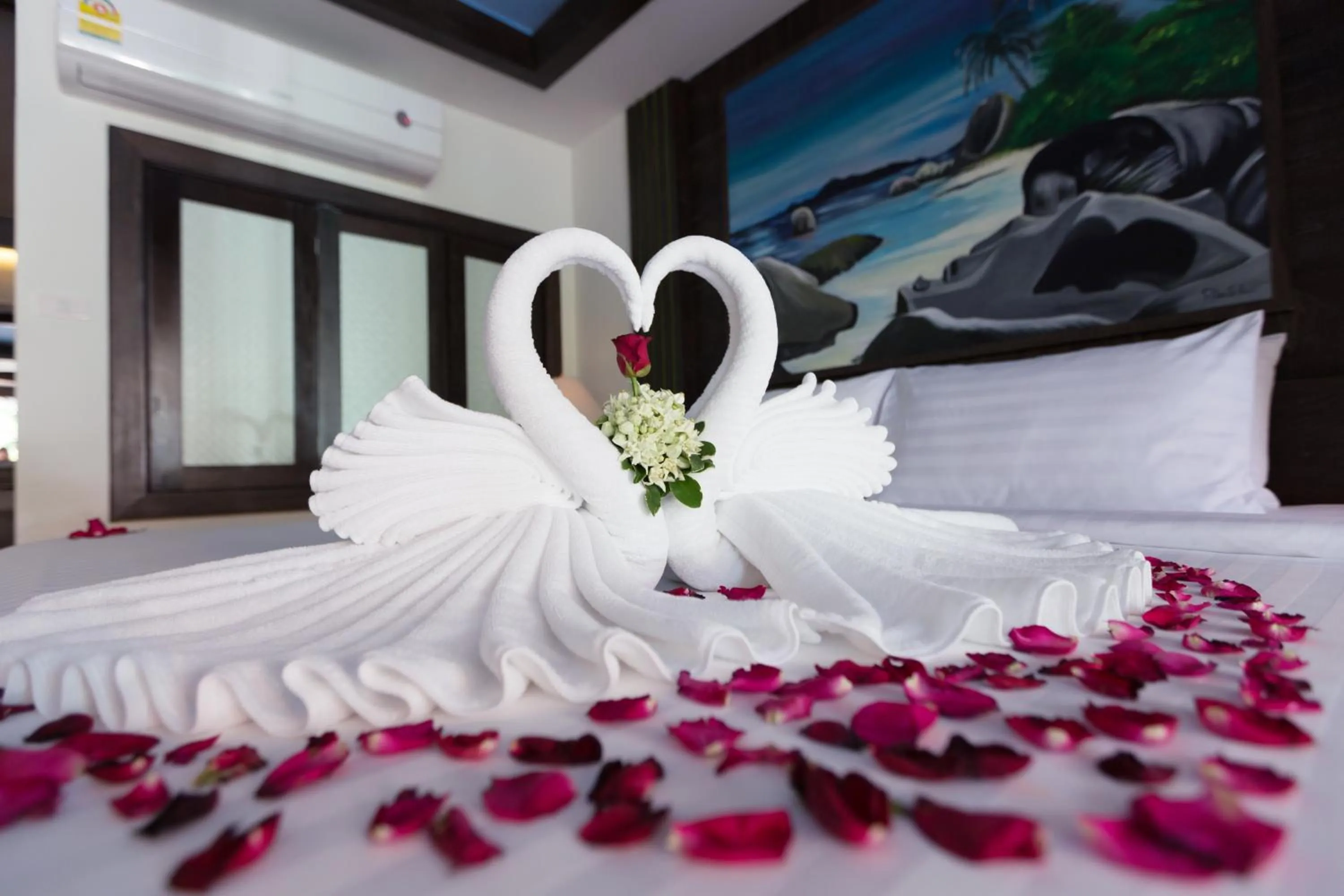 Bedroom, Bed in Naina Resort & Spa - SHA Extra Plus