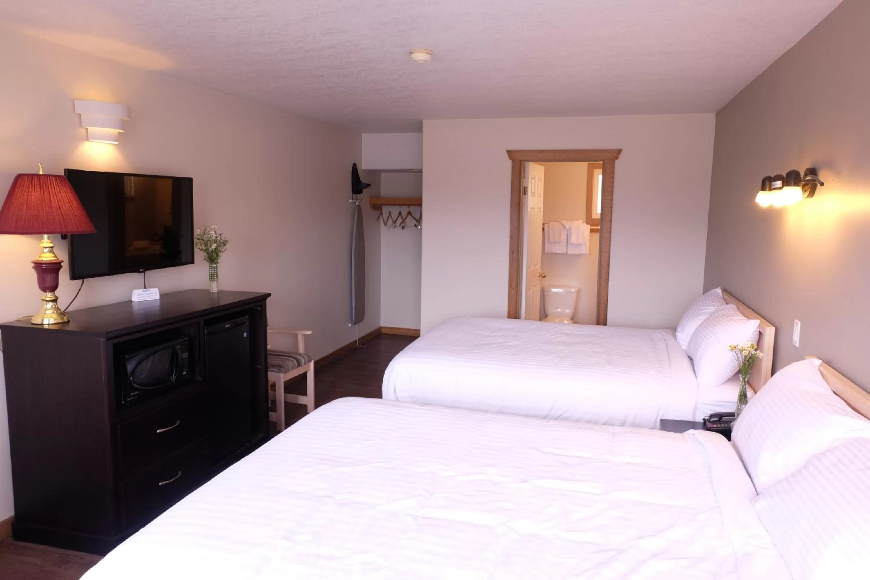 Shower in Golden Village Lodge