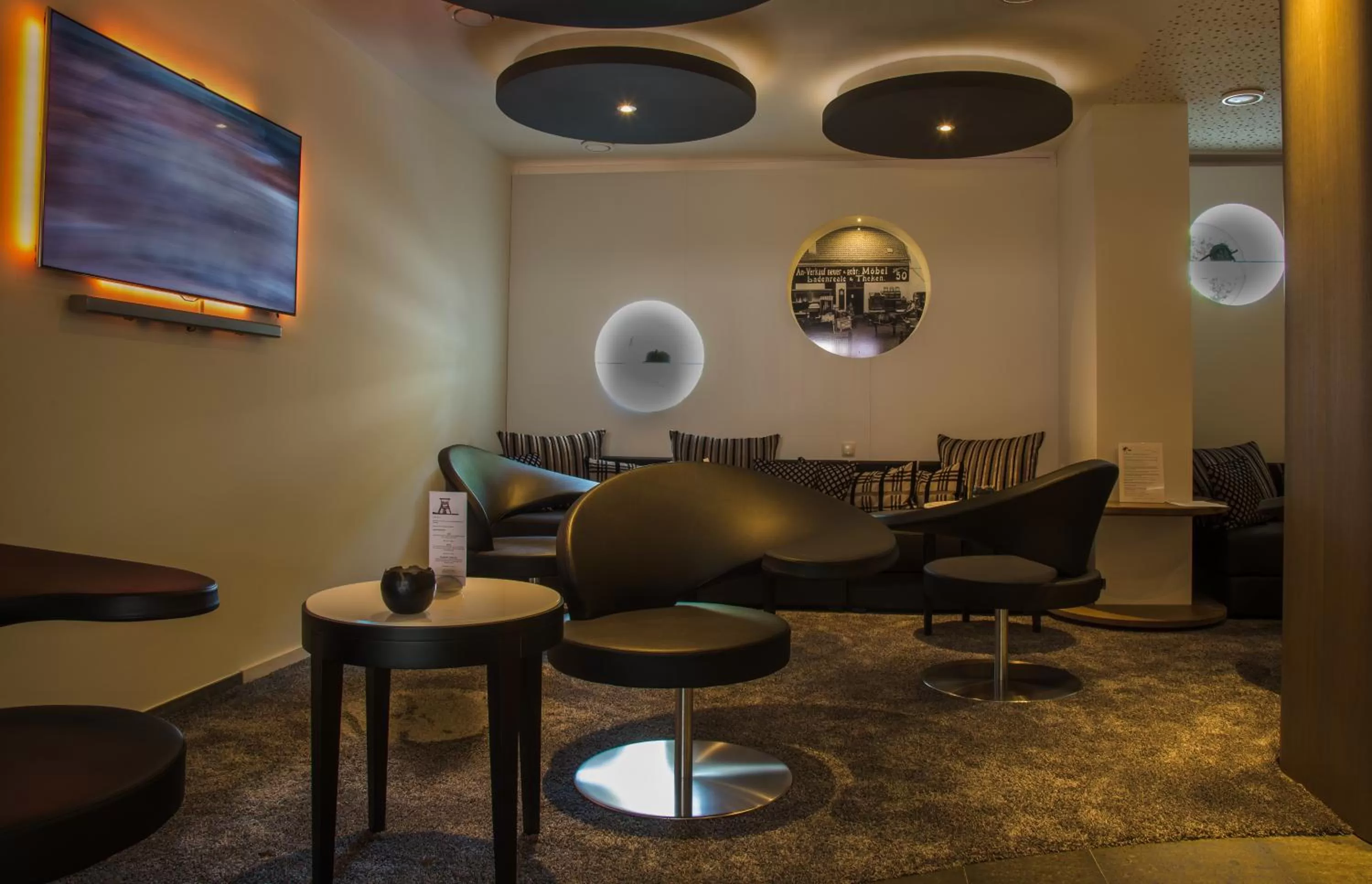 Lounge or bar in Hotel Esplanade Dortmund