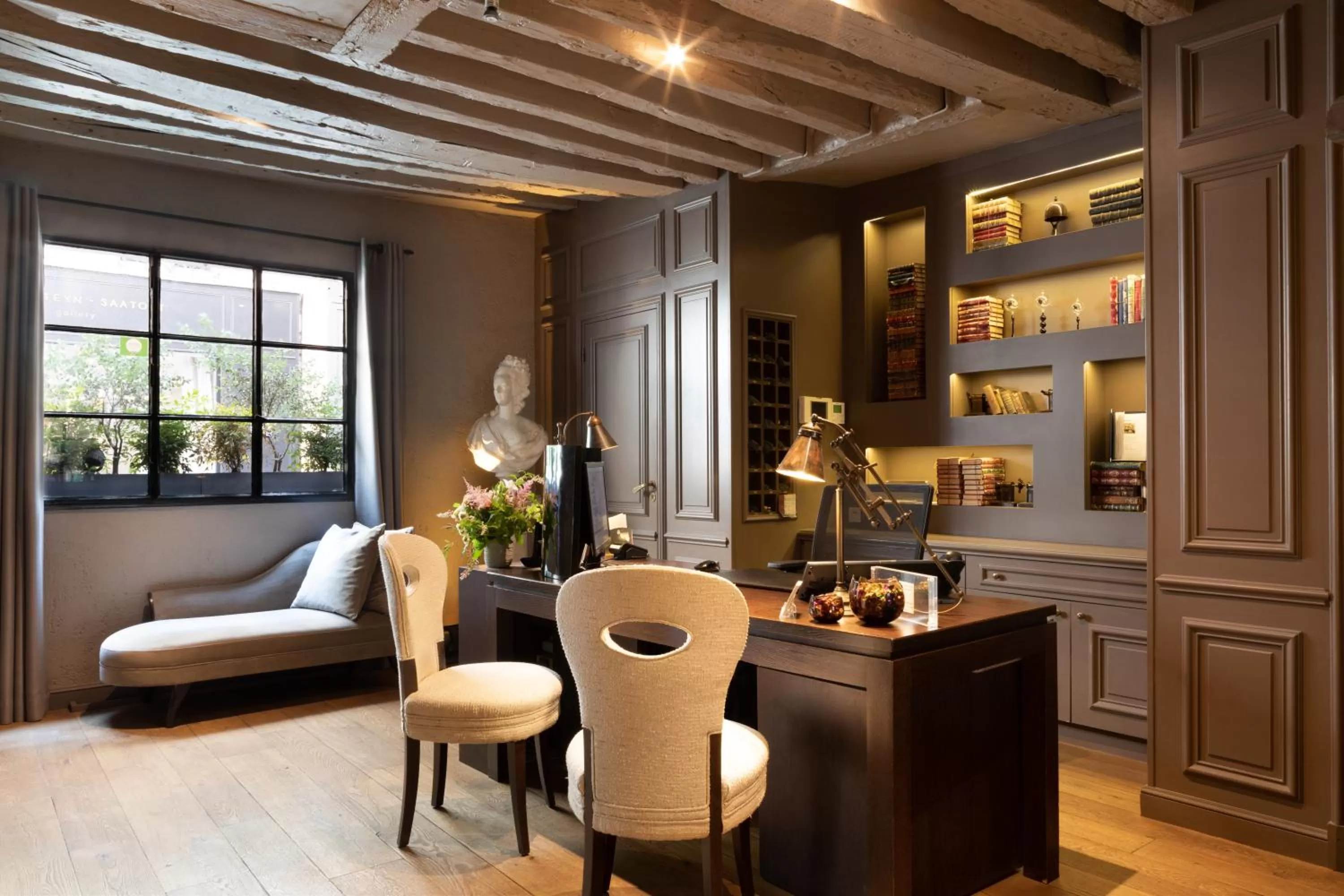 Lobby or reception in Hotel Verneuil Saint Germain