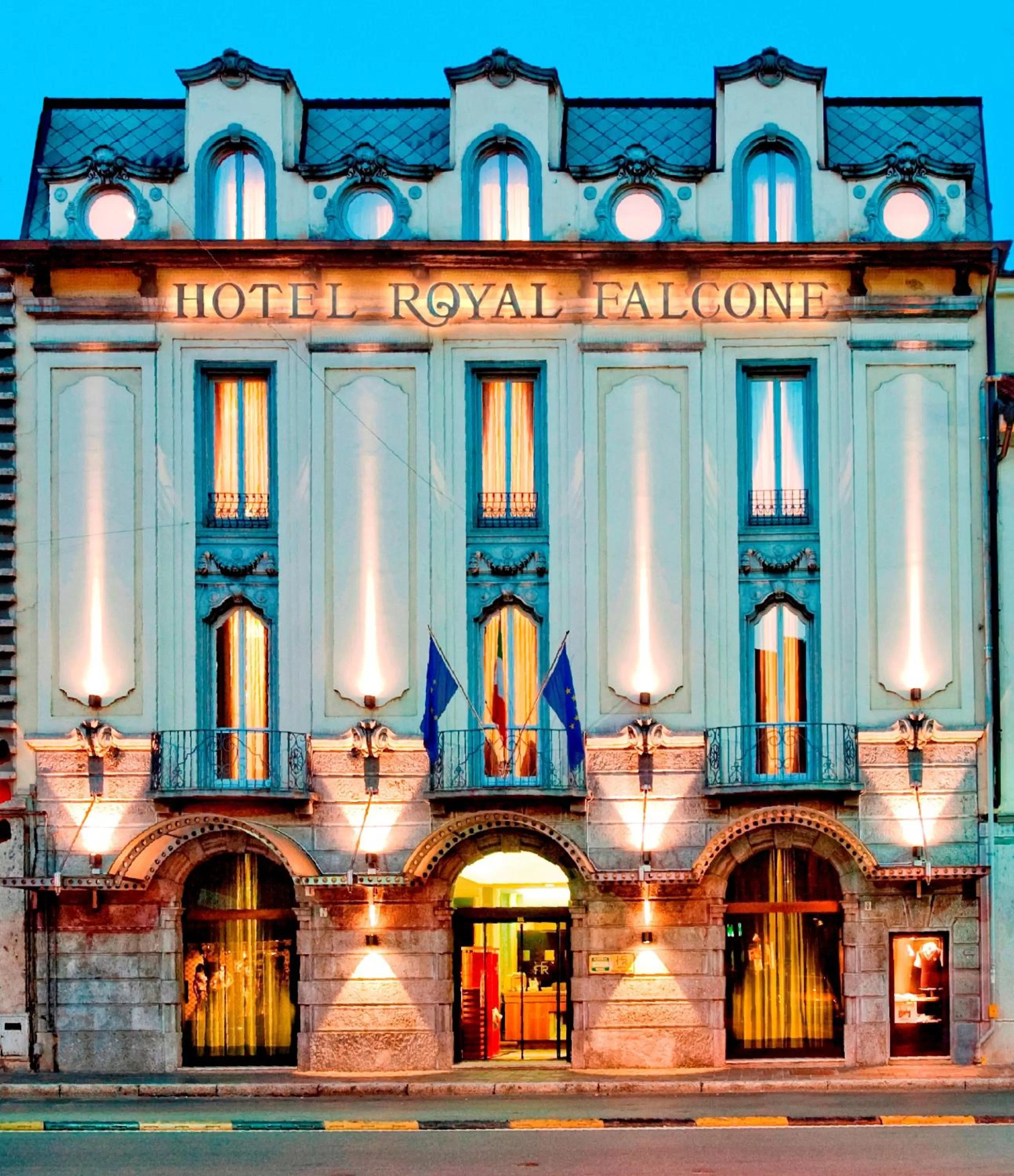 Facade/entrance in Hotel Royal Falcone
