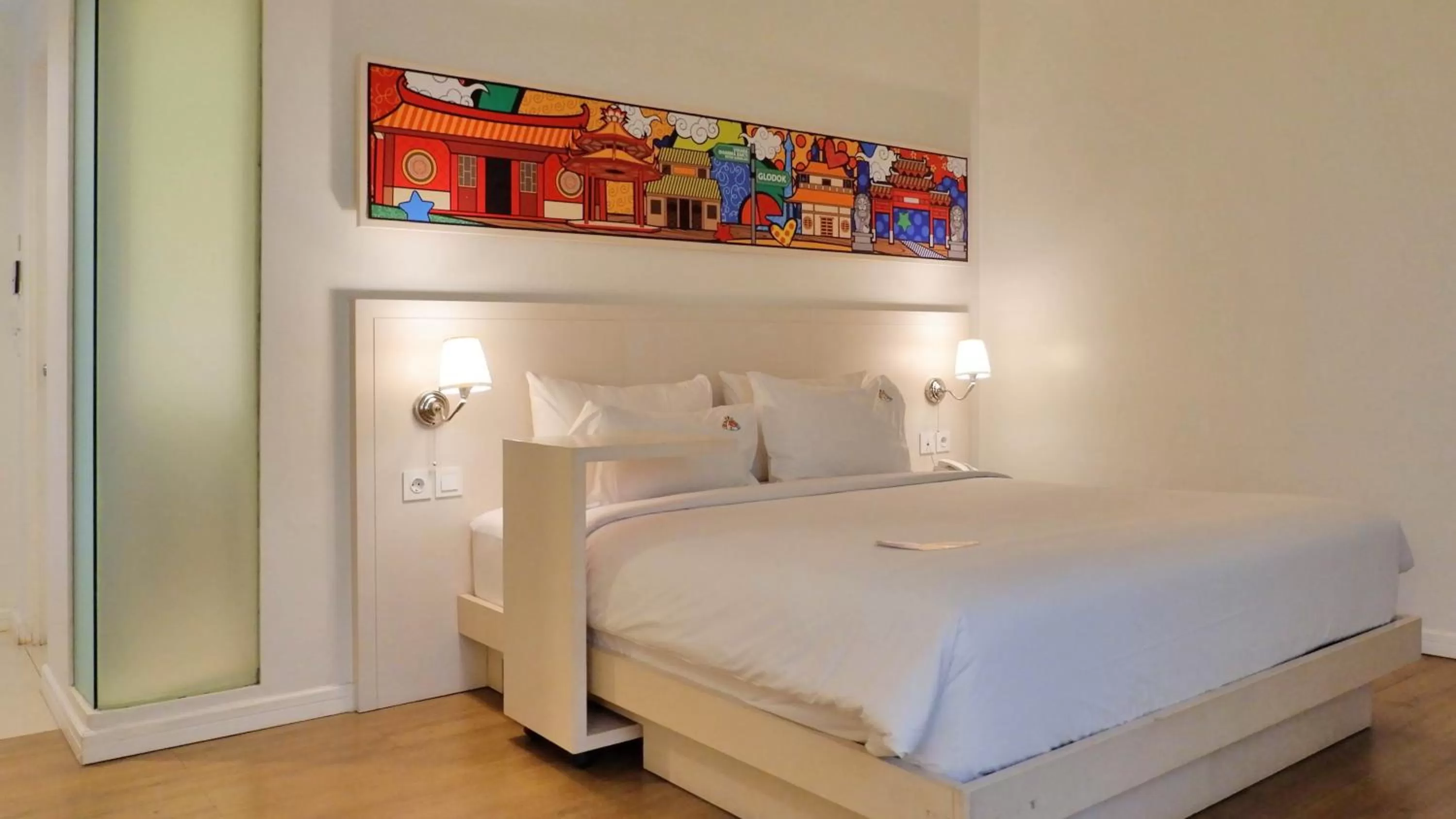 Bed in MaxOne Signature Glodok Jakarta