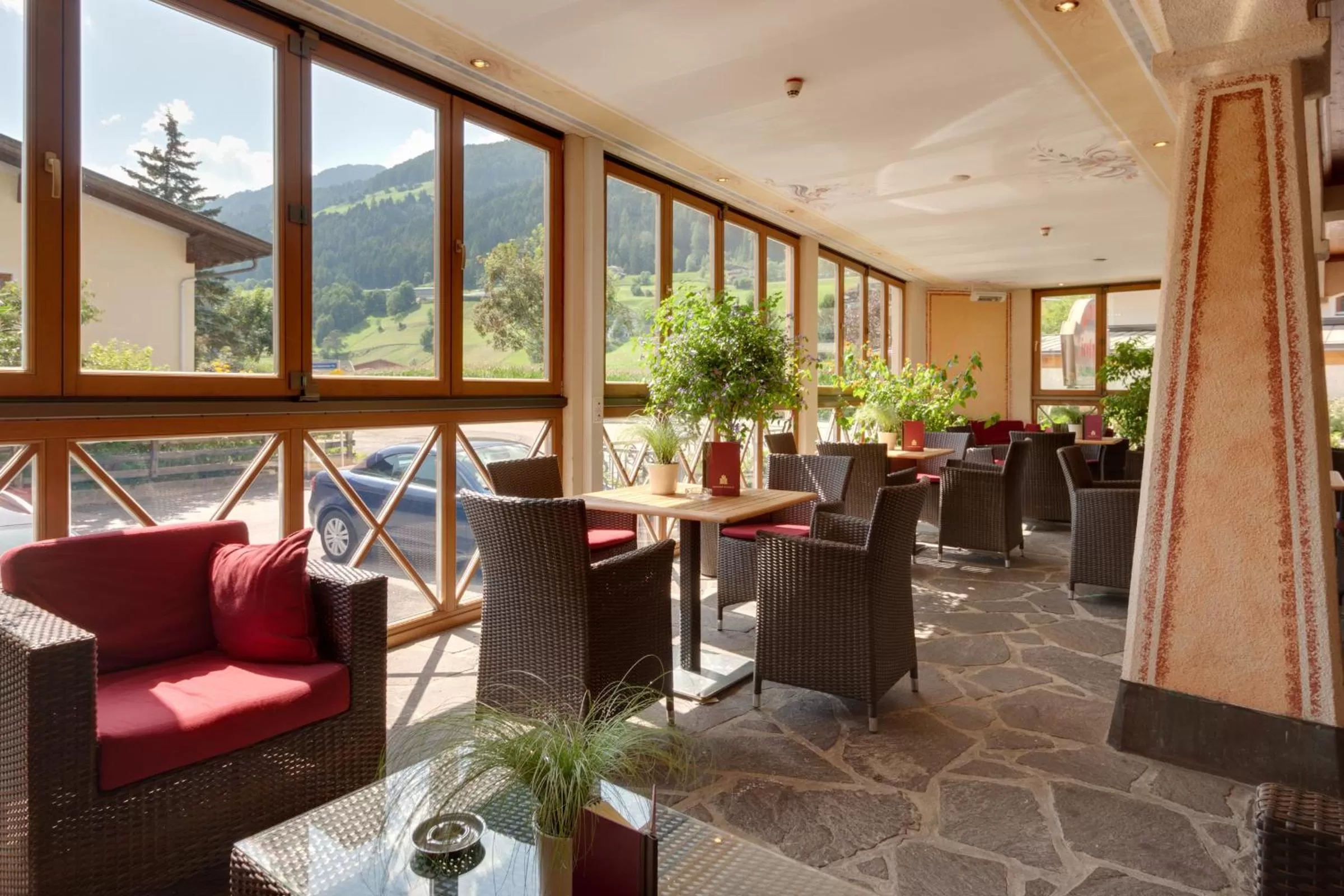 Restaurant/places to eat in Alpenhotel Tirolerhof