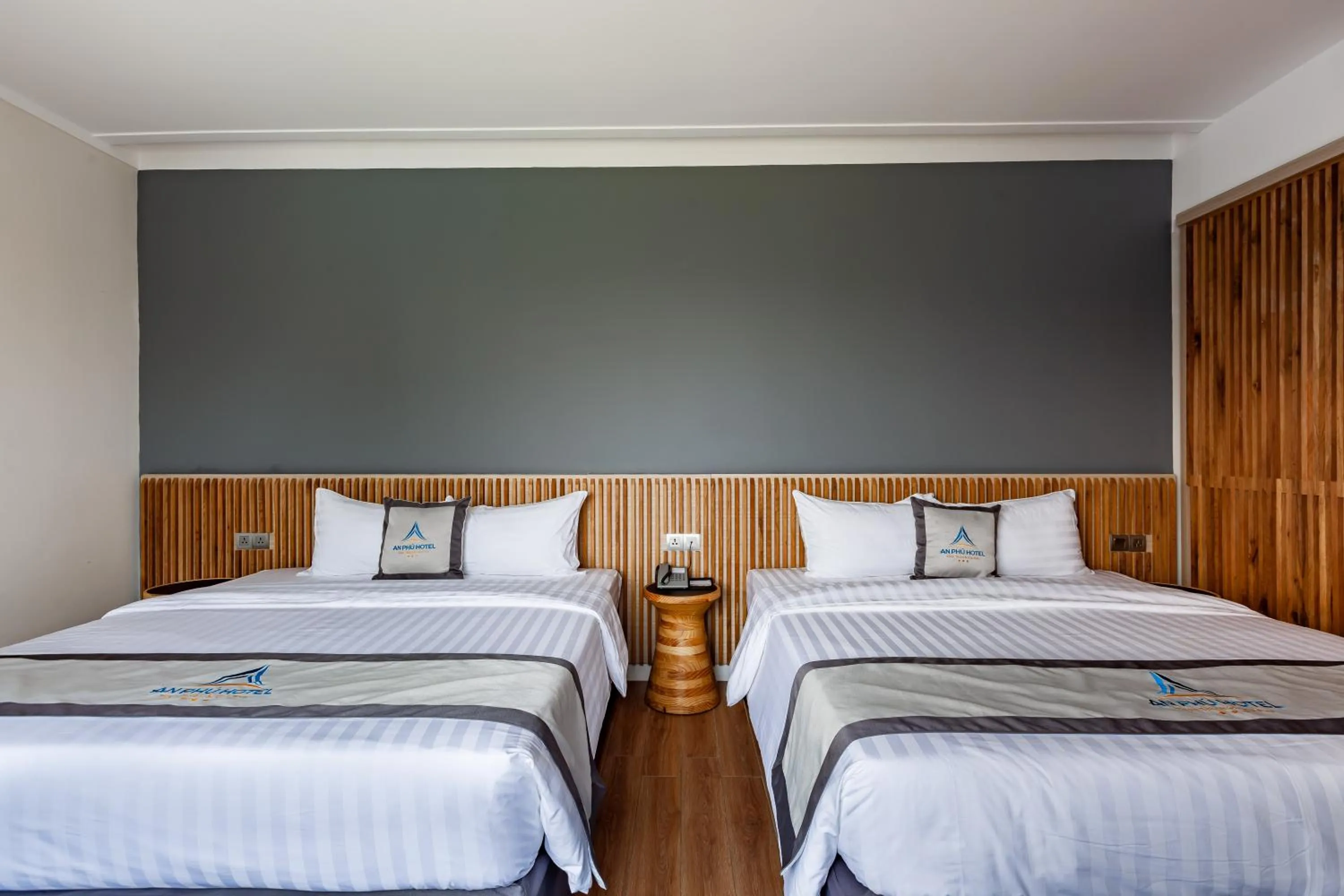 Bedroom, Bed in An Phu Hotel