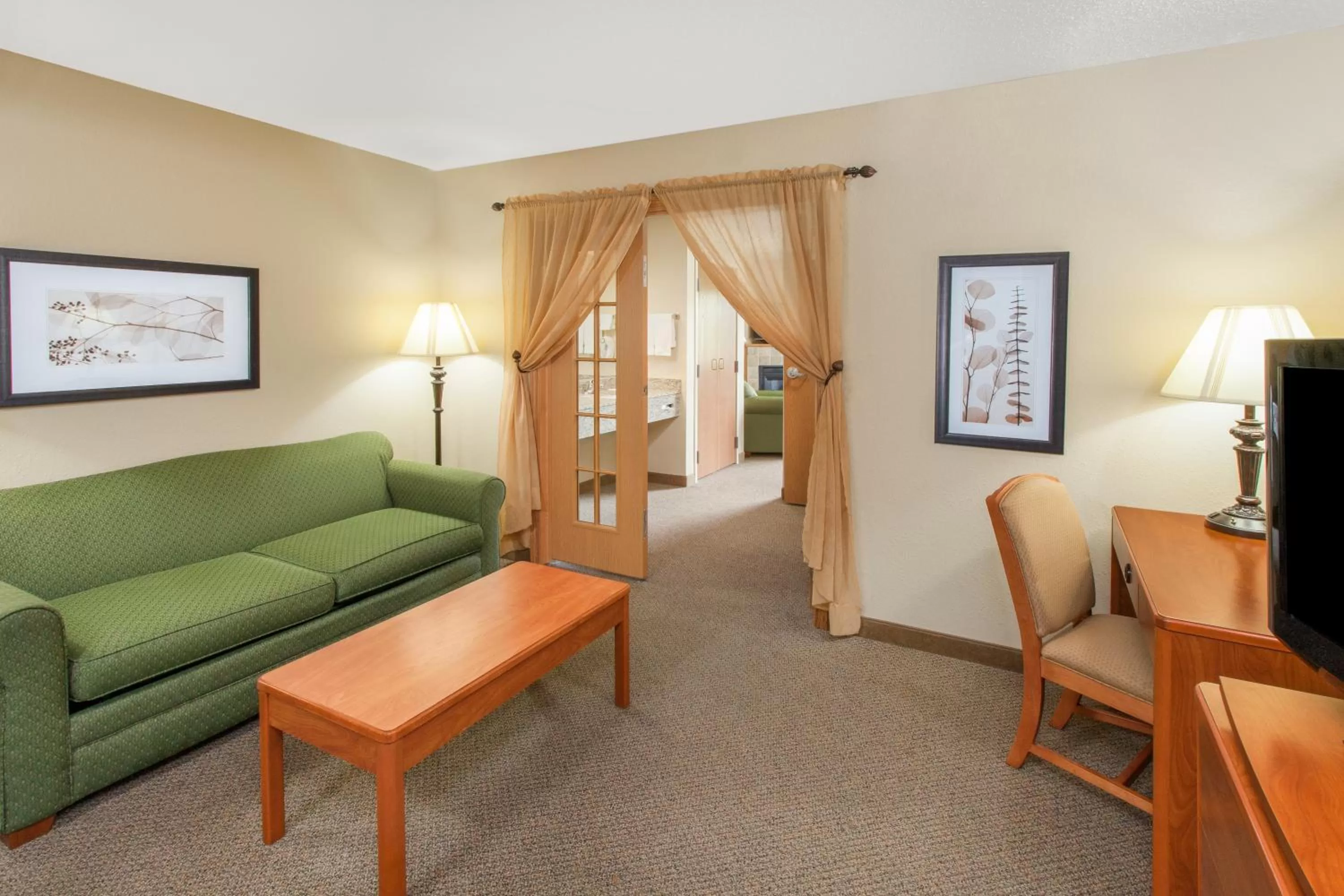 One-Bedroom King Suite - Non-Smoking in AmericInn by Wyndham Greenville