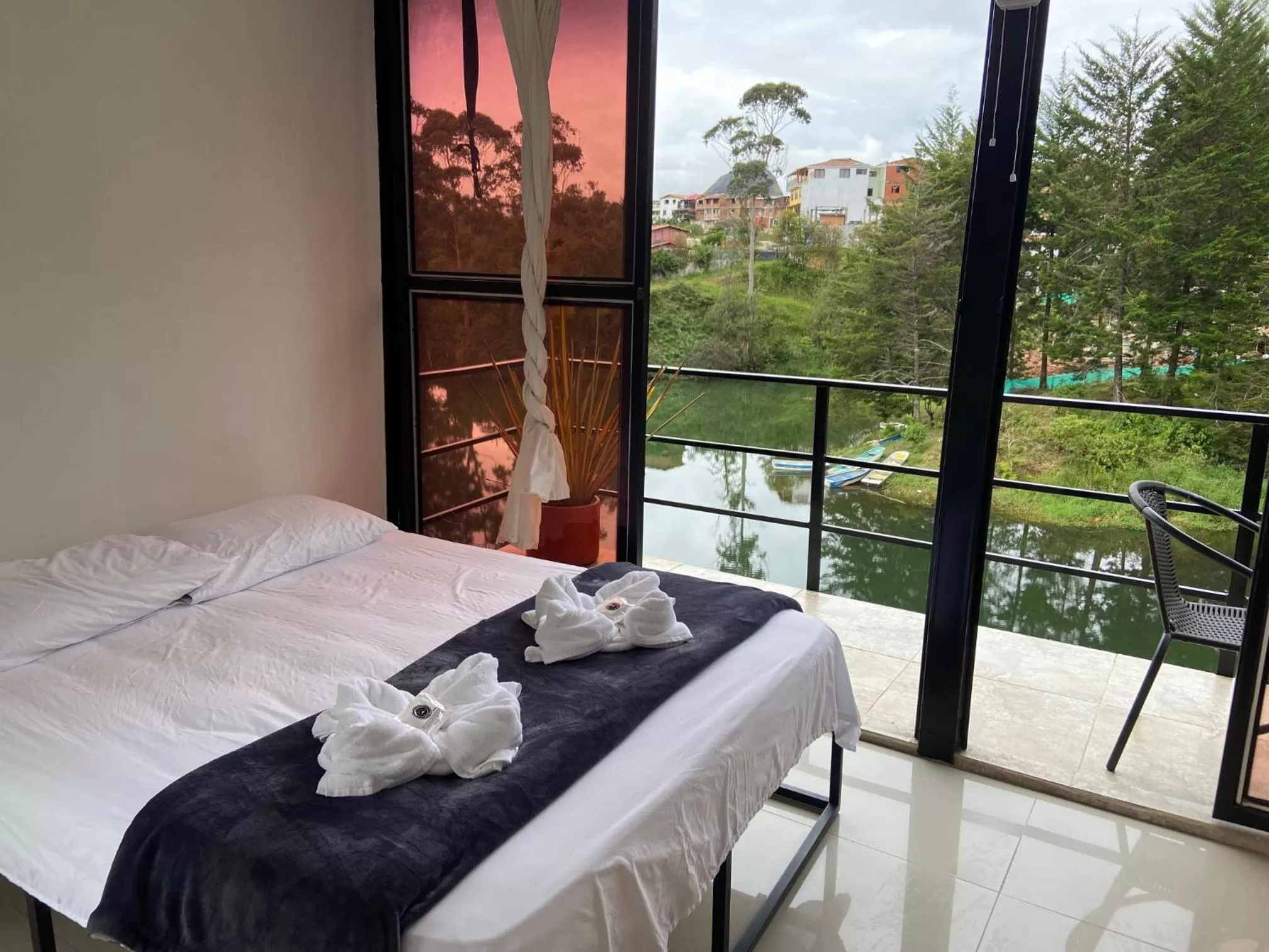 Photo of the whole room, Bed in La Madriguera