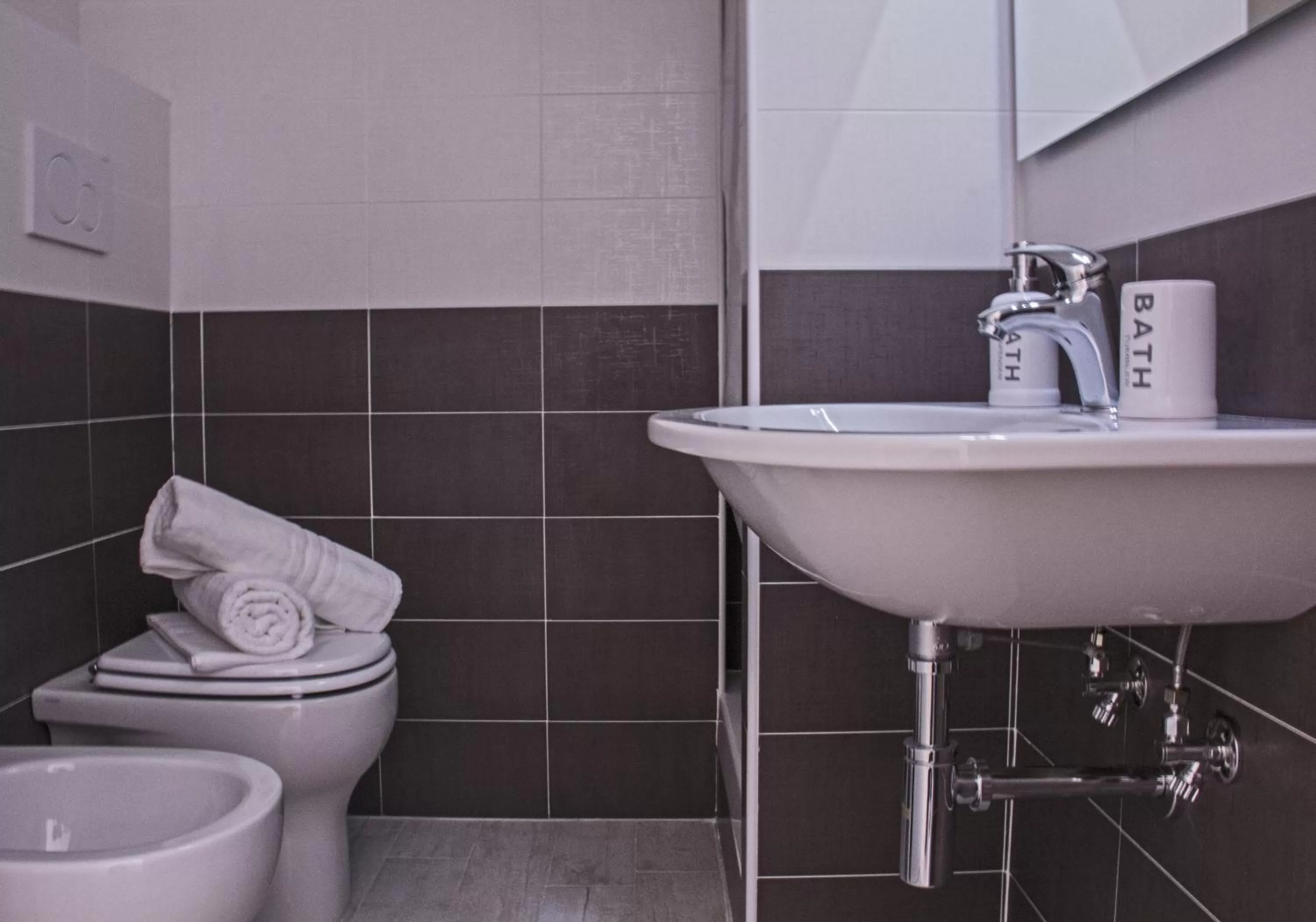 Bathroom in Domus Raffaello