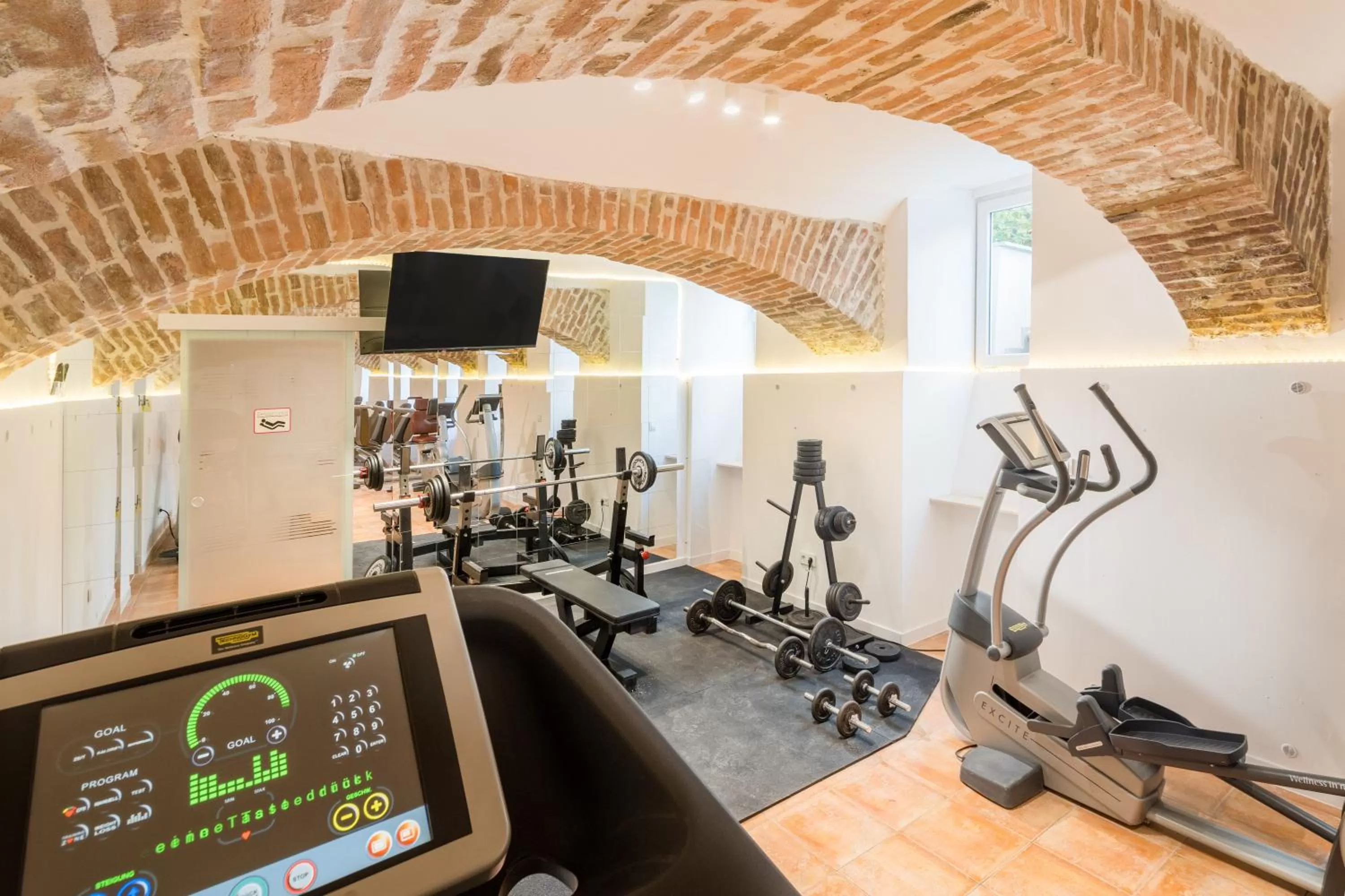 Fitness centre/facilities in Best Western Plus Celebrity Suites