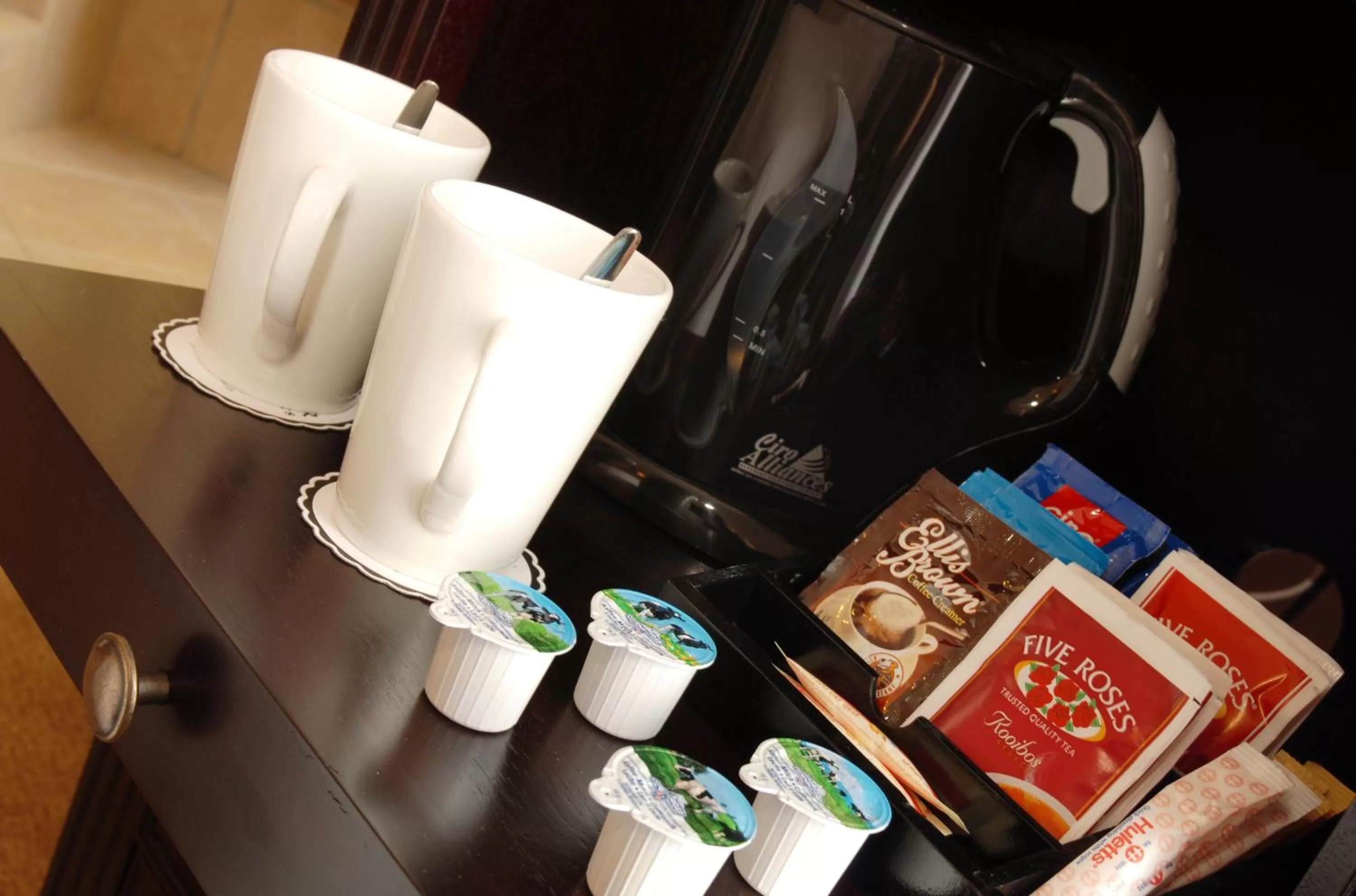 Coffee/tea facilities in Premier Hotel Pretoria