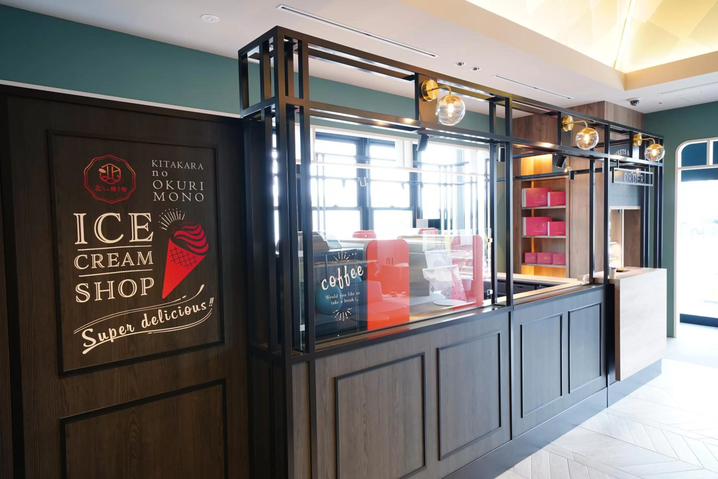 On-site shops in Tokyu Stay Hakodate Asaichi Akarinoyu