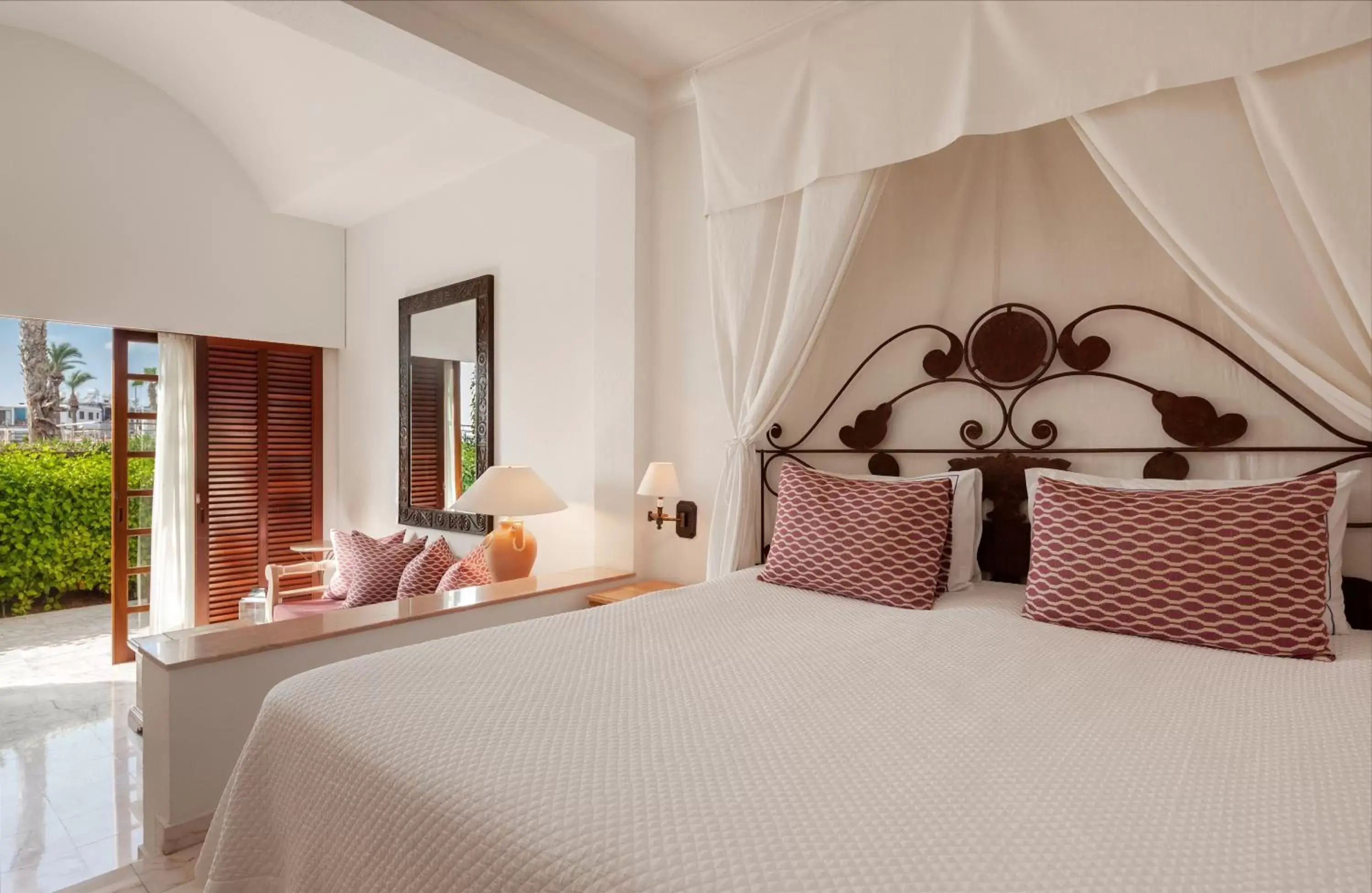 Garden Studio Suite in Annabelle Garden Studio Suite in Annabelle