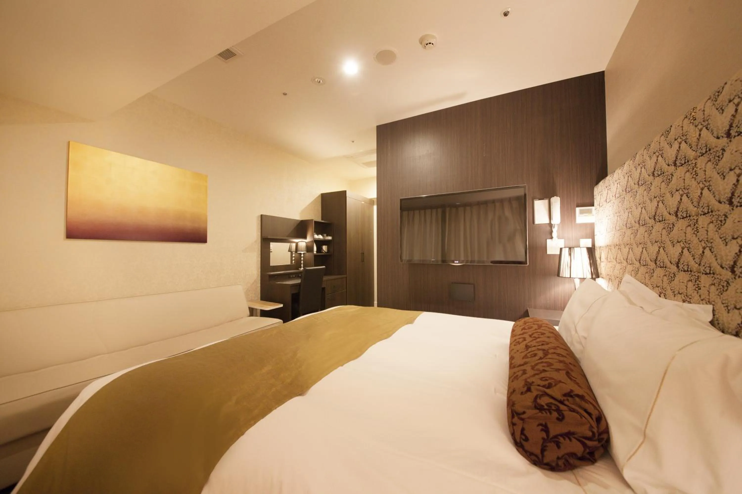 Superior King Room - single occupancy - Non-Smoking in Centurion Hotel Grand Akasakamitsuke Station