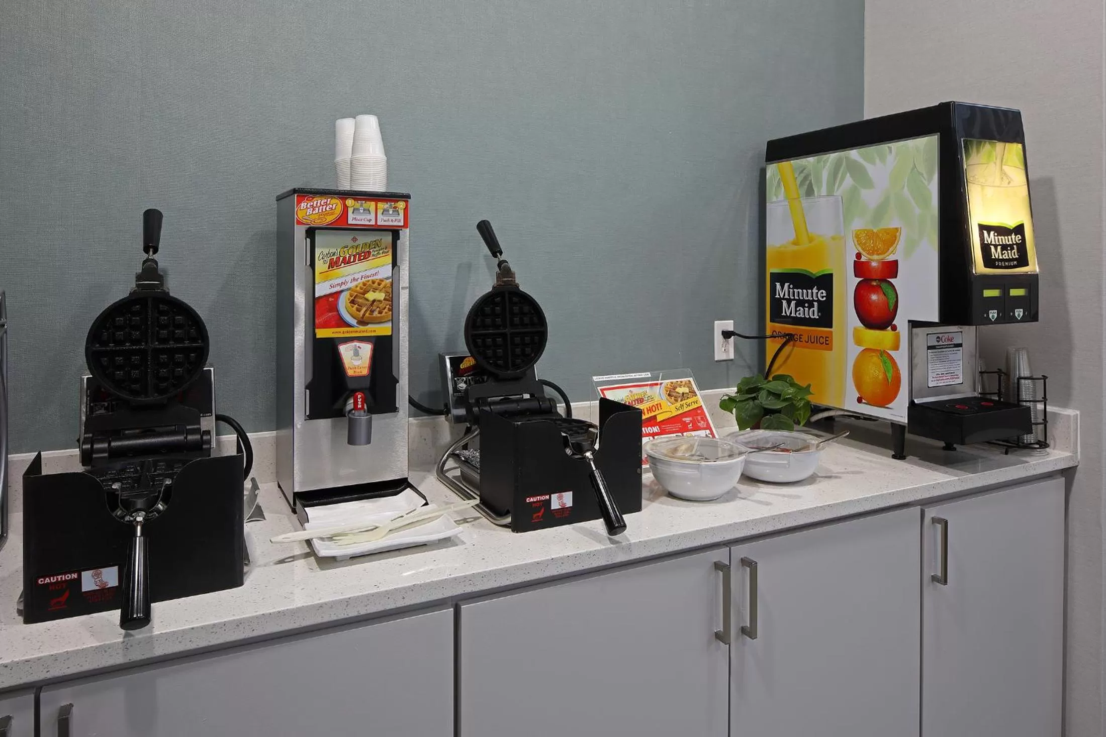 Buffet breakfast in Hotel Wave at Rehoboth Beach