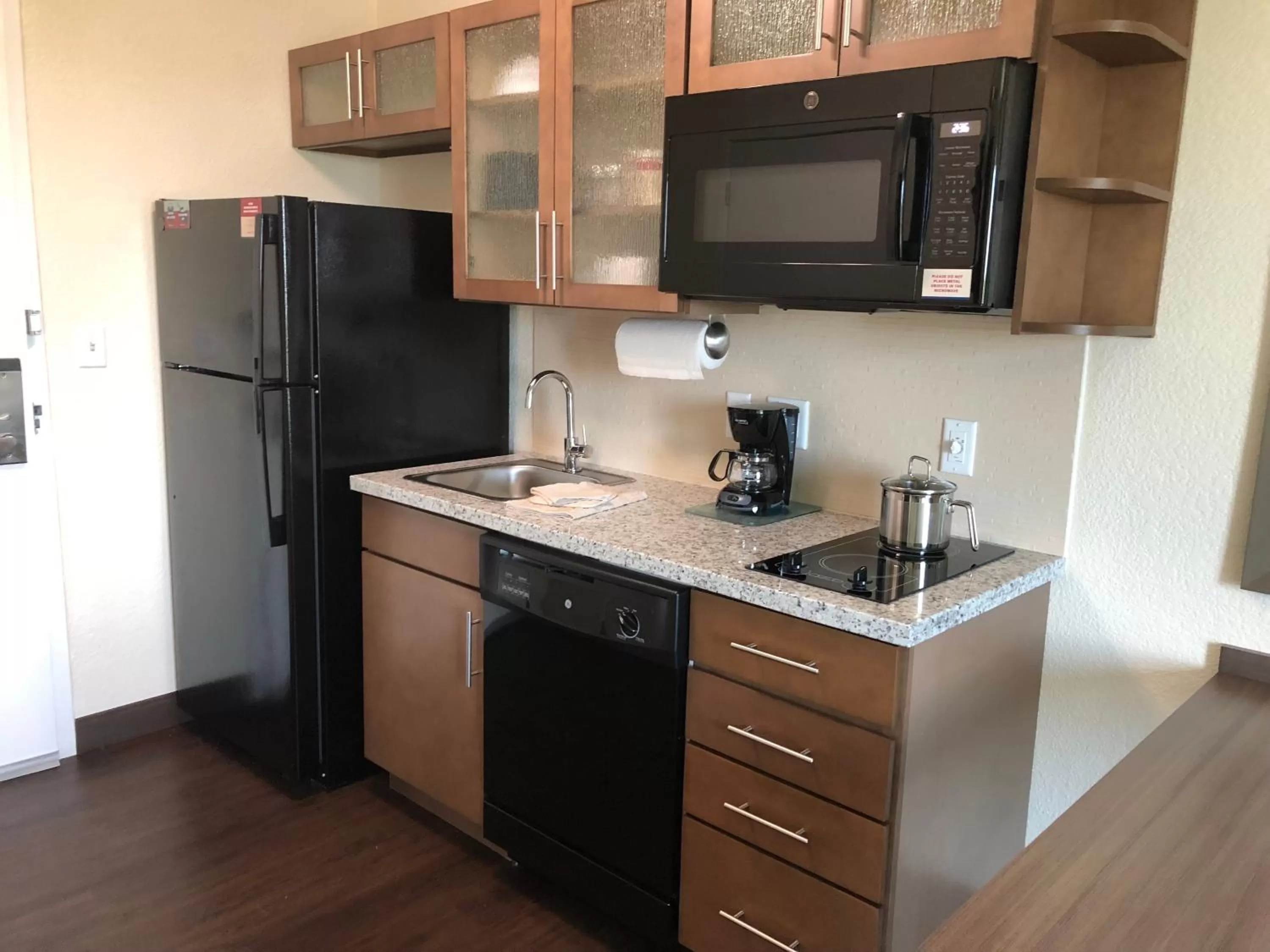 Kitchen or kitchenette in Candlewood Suites - Panama City Beach Pier Park by IHG