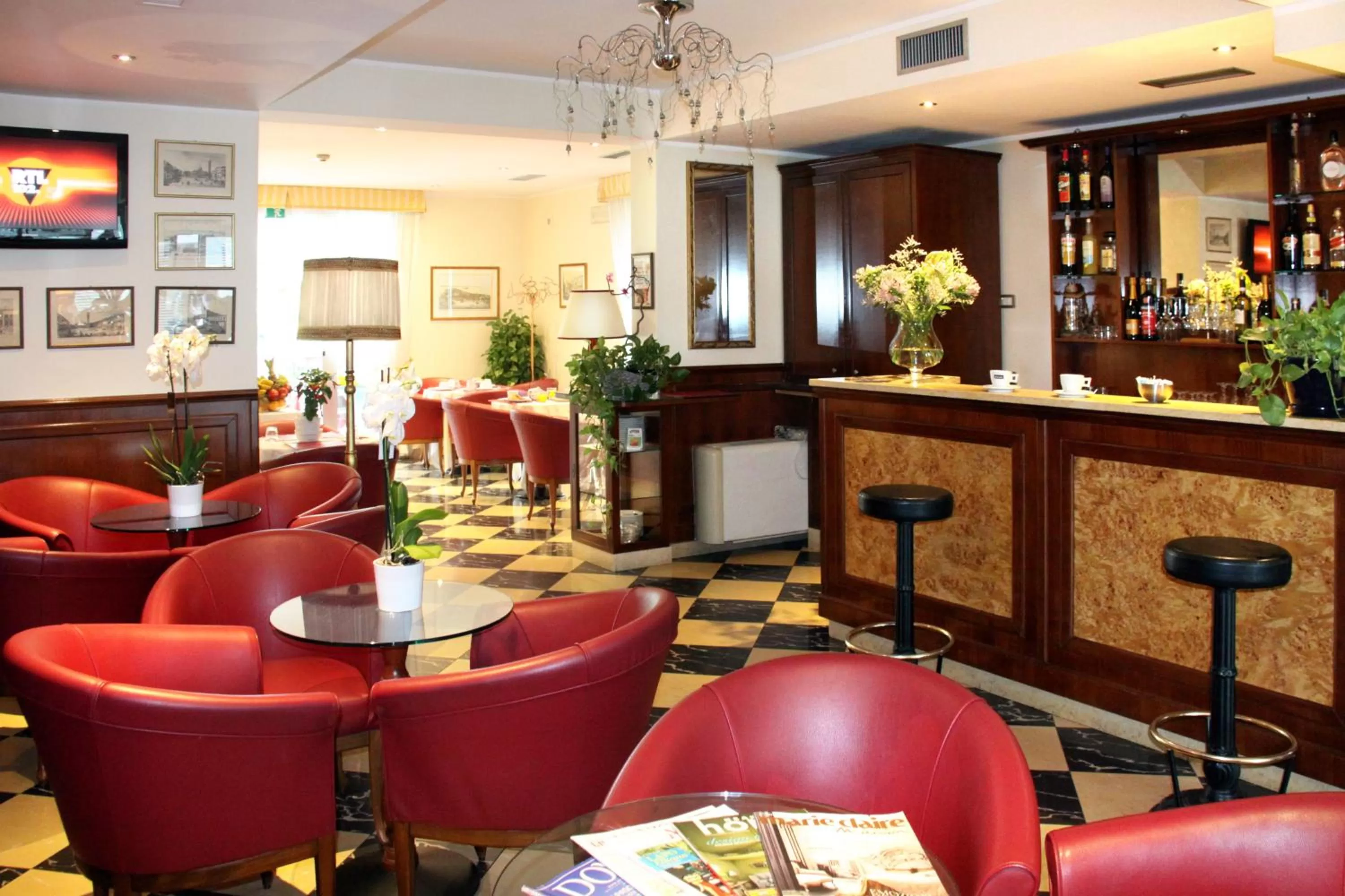 Food and drinks in Hotel Regit