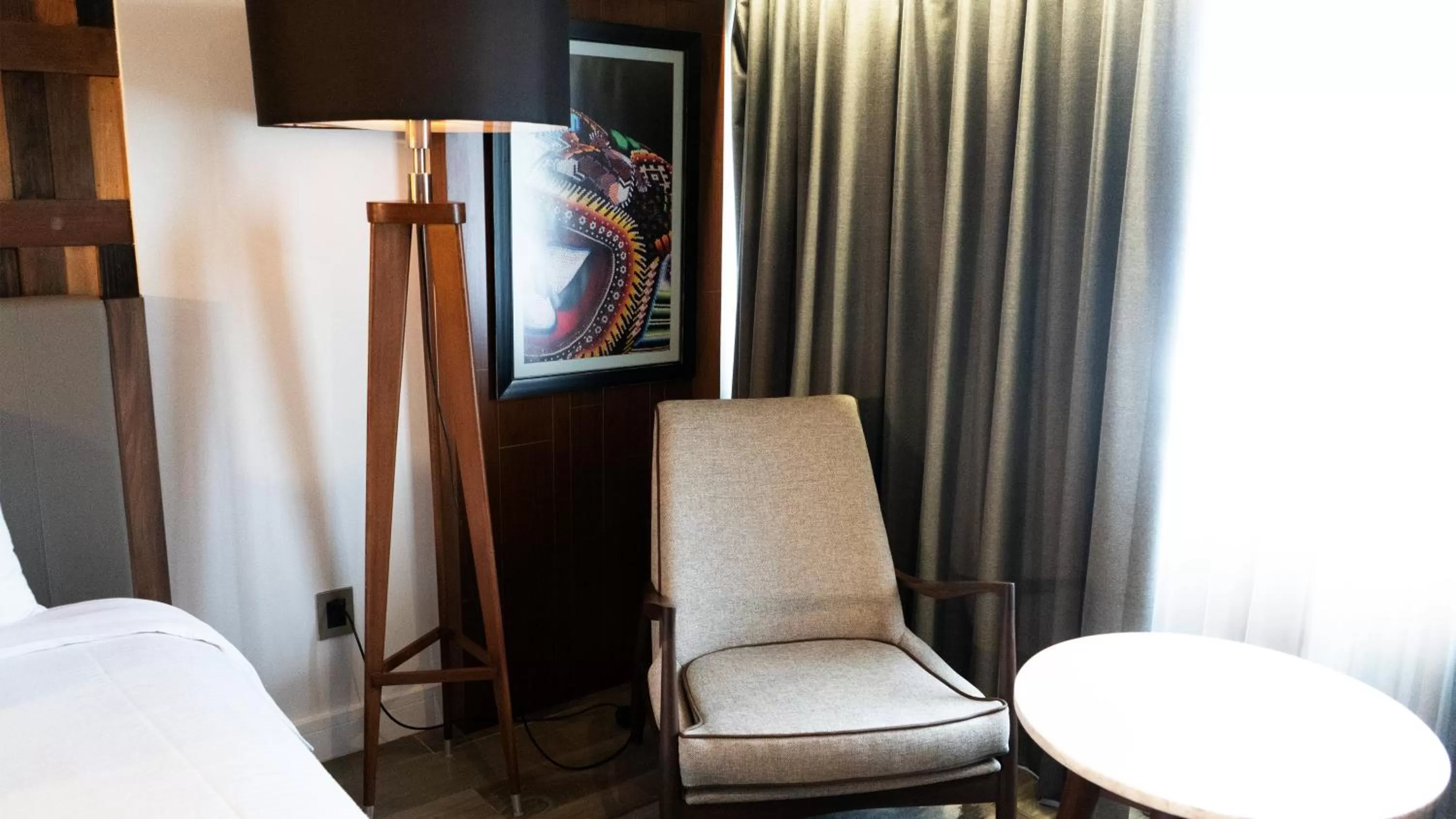 Photo of the whole room in Hotel Indigo Guadalajara Expo by IHG