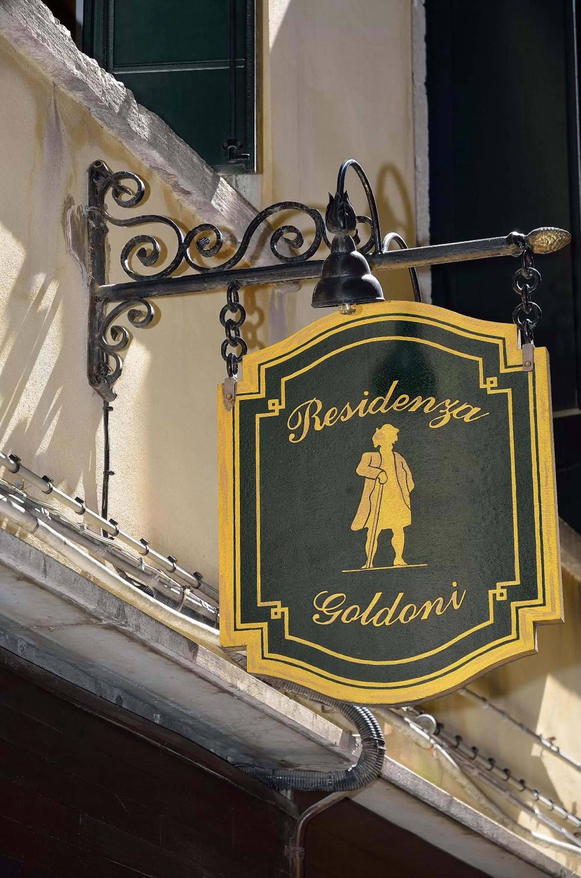 Facade/entrance in Residenza Goldoni