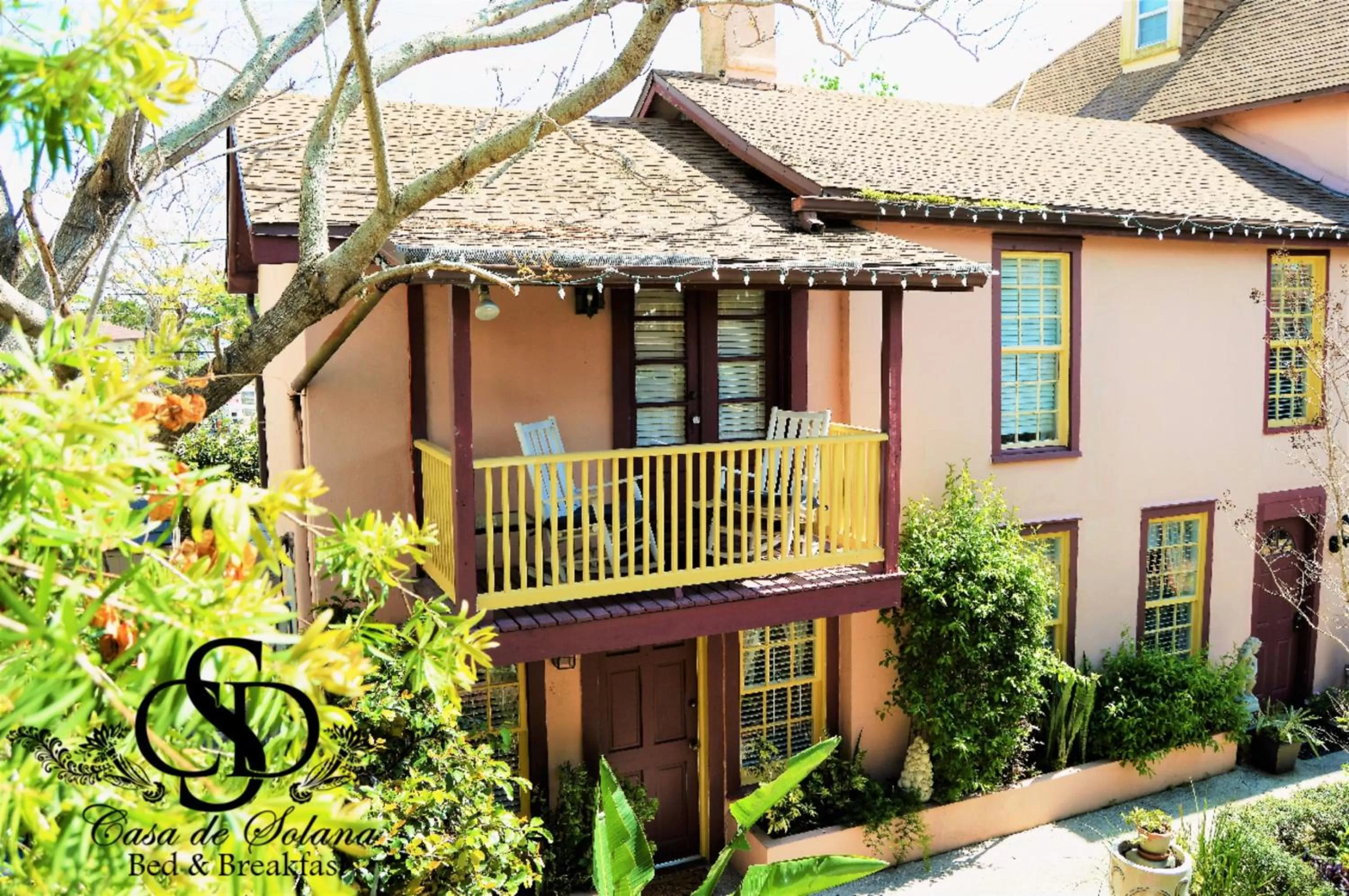 Balcony/Terrace, Property Building in Casa De Solana & Victorian House Bed and Breakfast