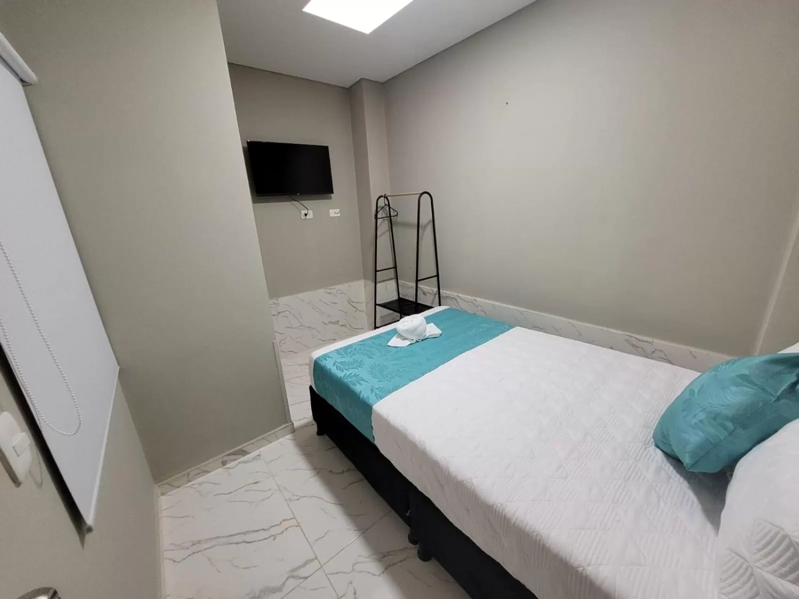 Bedroom, Bed in HOTEL LUXEM