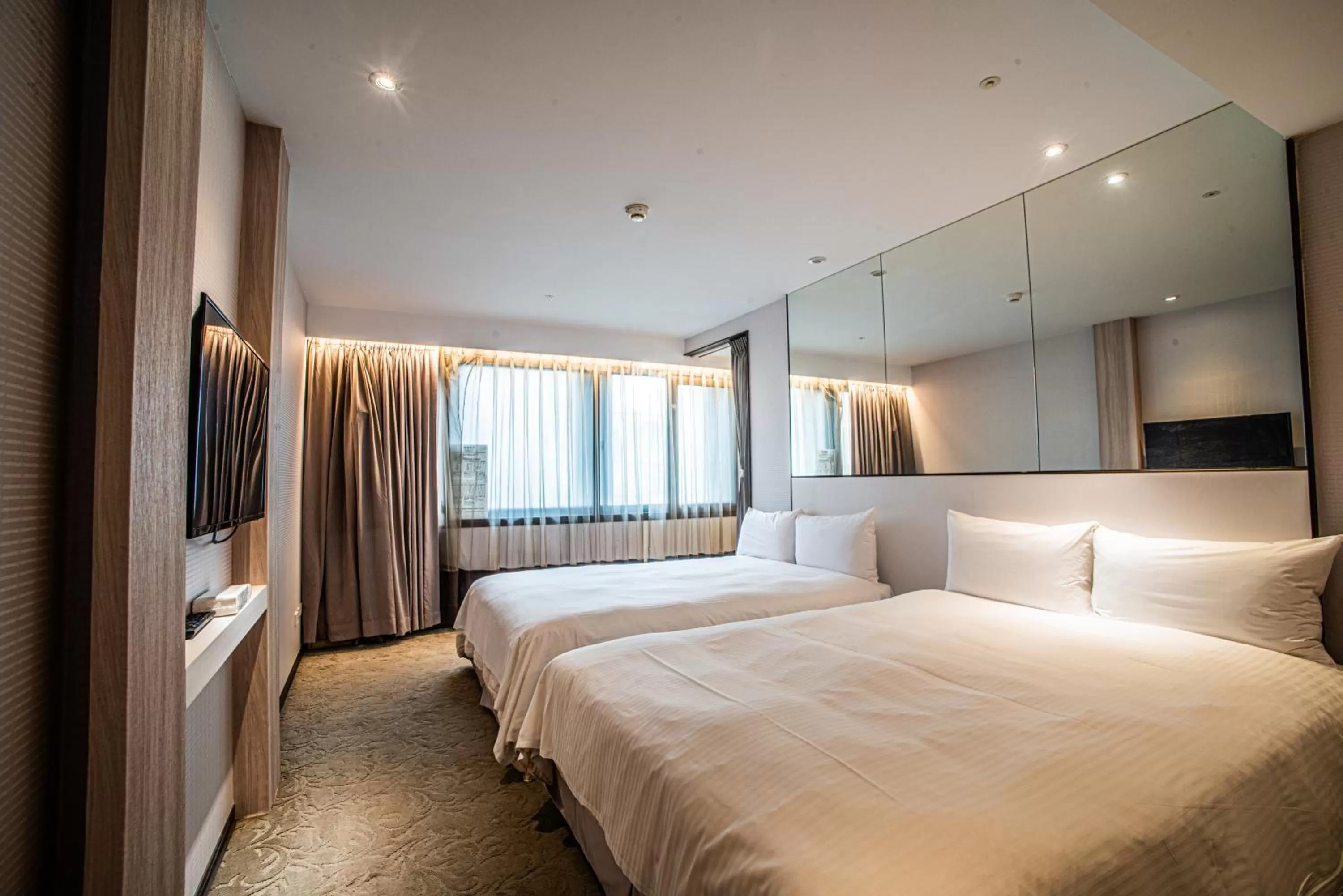 Bed in Artinn藝築文旅-台北站前館