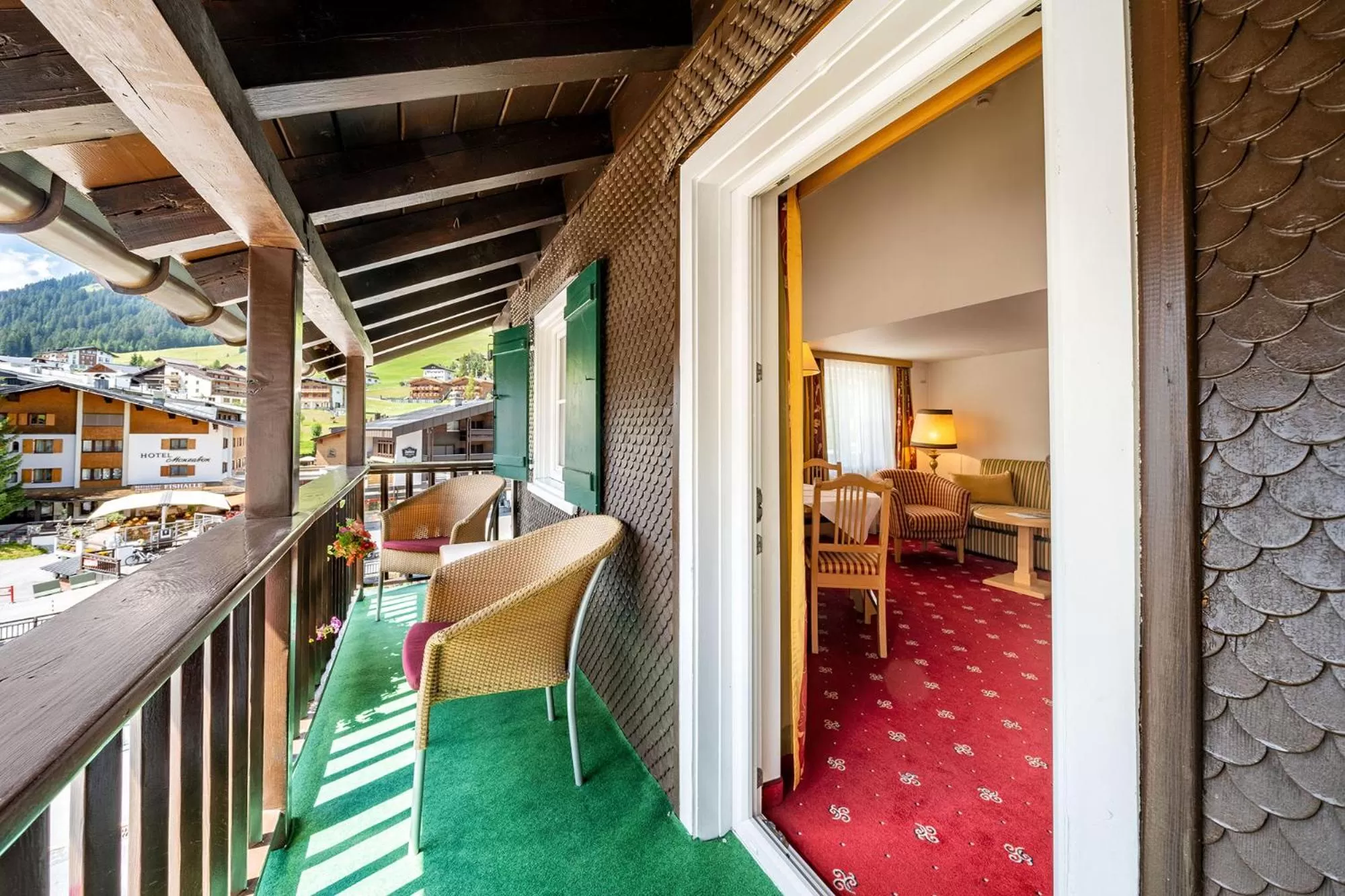 View (from property/room) in Hotel Tannbergerhof im Zentrum von Lech