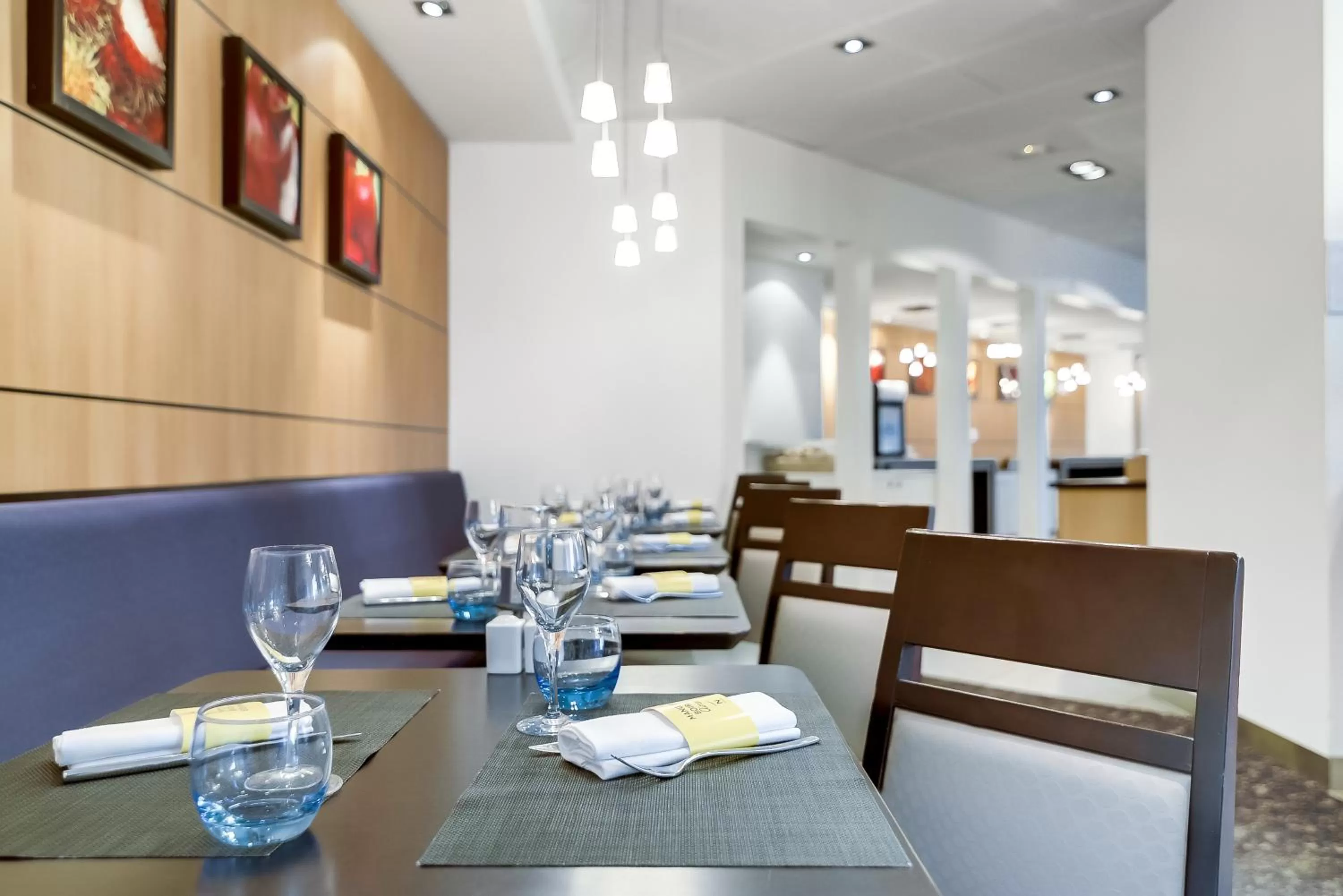 Restaurant/places to eat in Novotel Paris Orly Rungis Aéroport