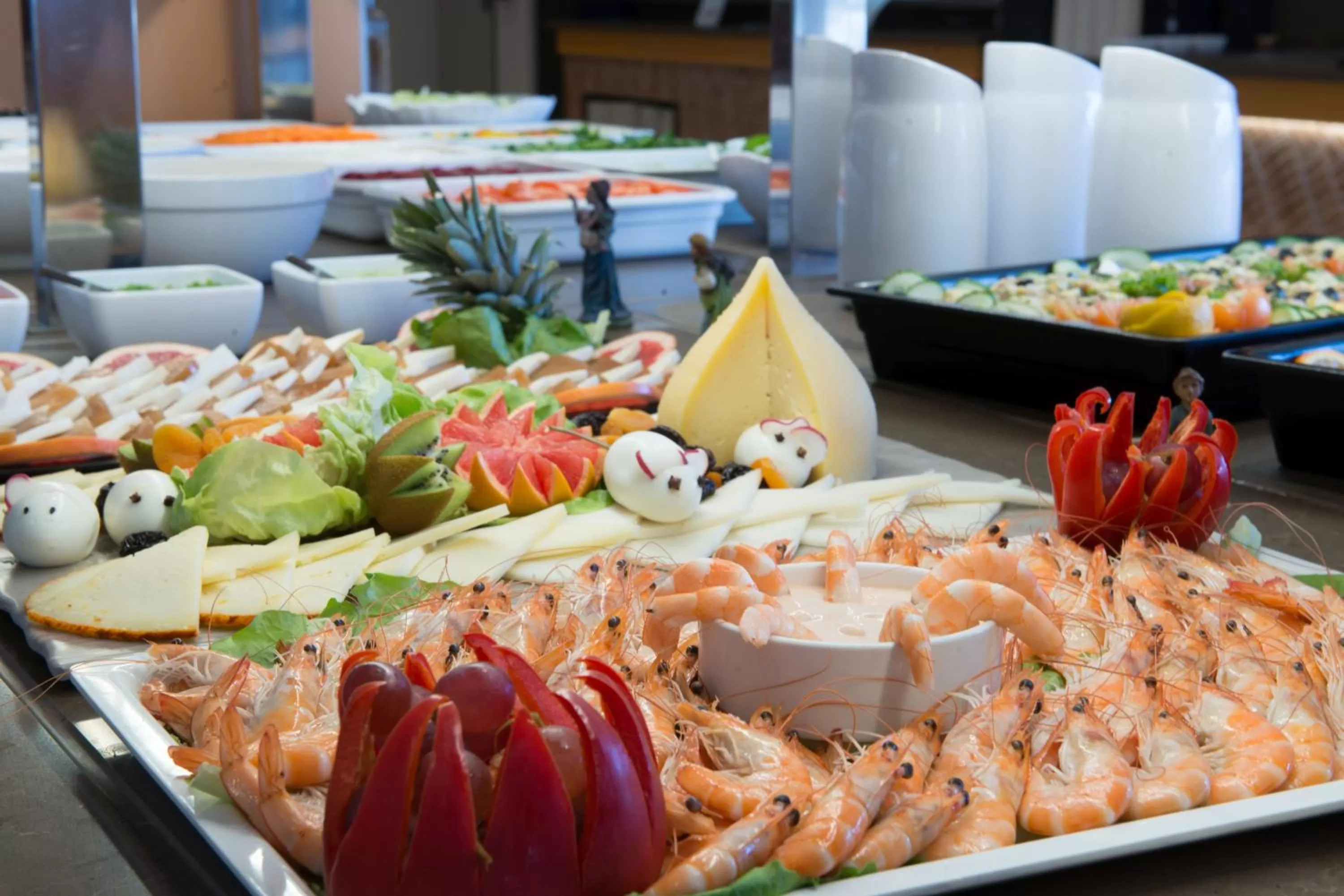 Lunch in HL Suite Nardos - Only Adults