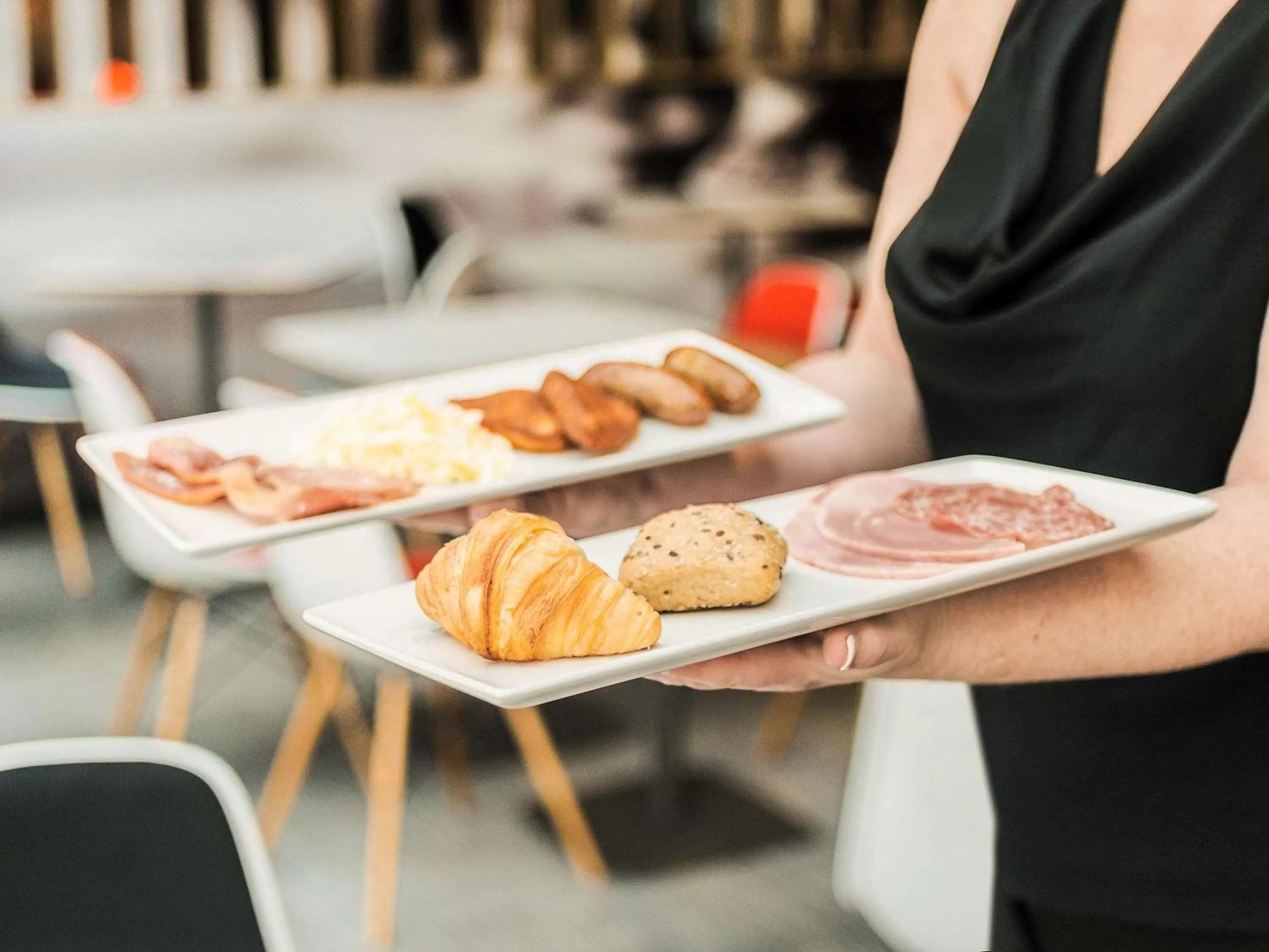 Restaurant/places to eat in ibis Liverpool Centre Albert Dock – Liverpool One