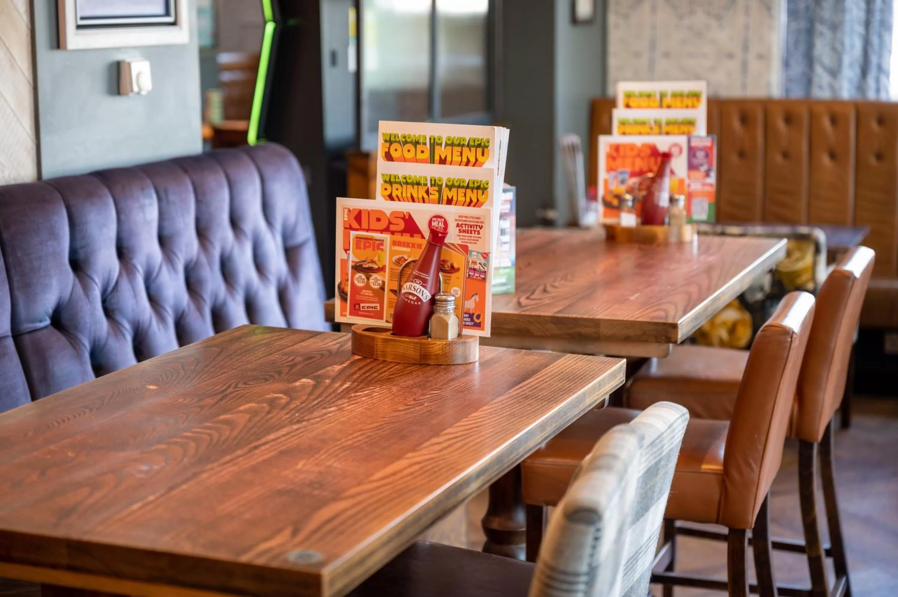 Restaurant/places to eat in Wellow Hotel