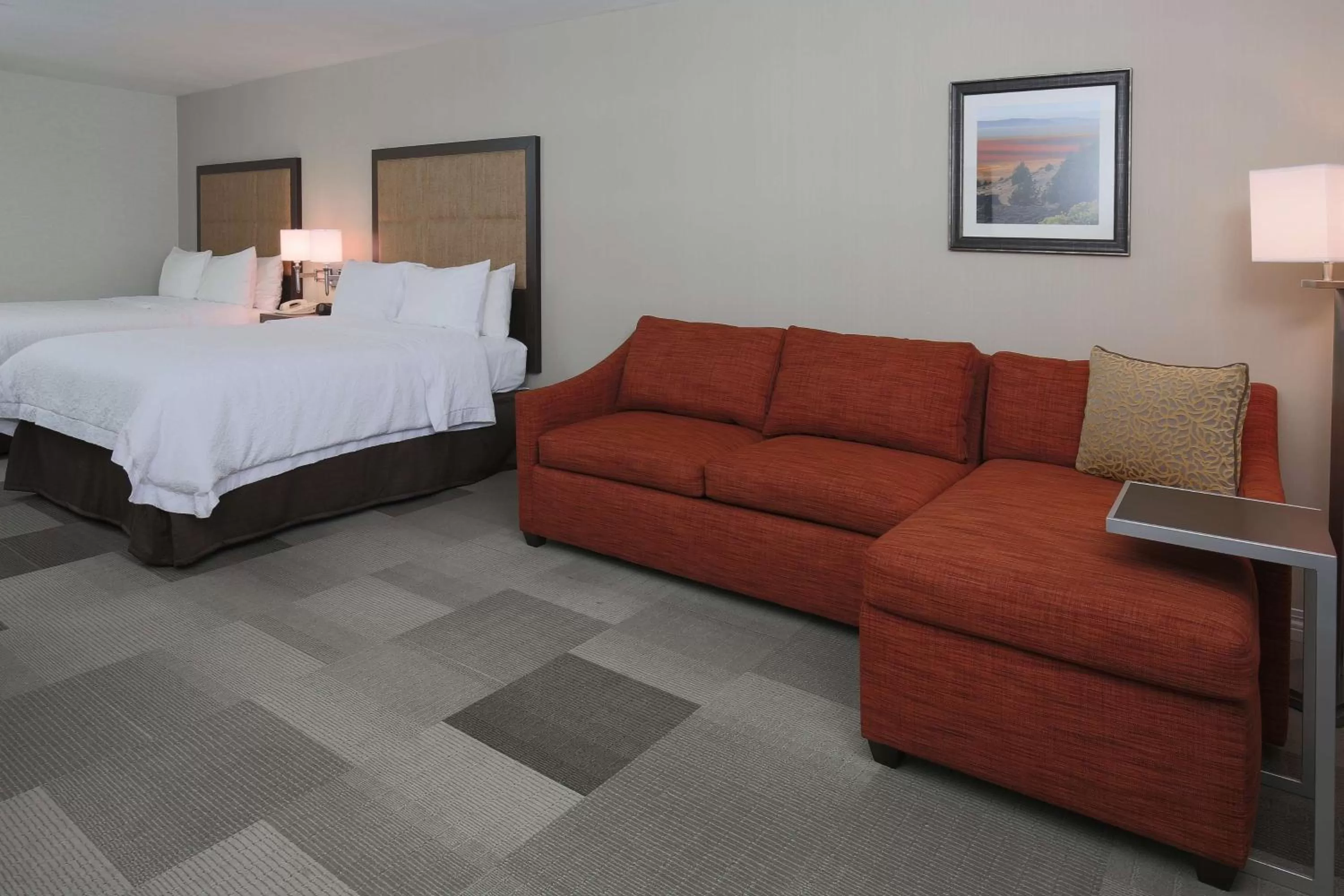 Living room, Bed in Hampton Inn & Suites Camarillo