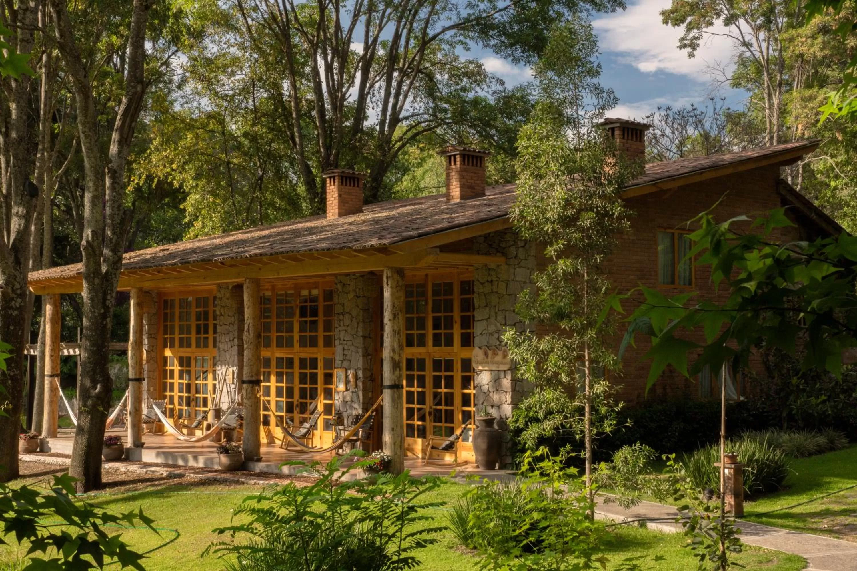 Facade/entrance in Hotel Rancho San Cayetano