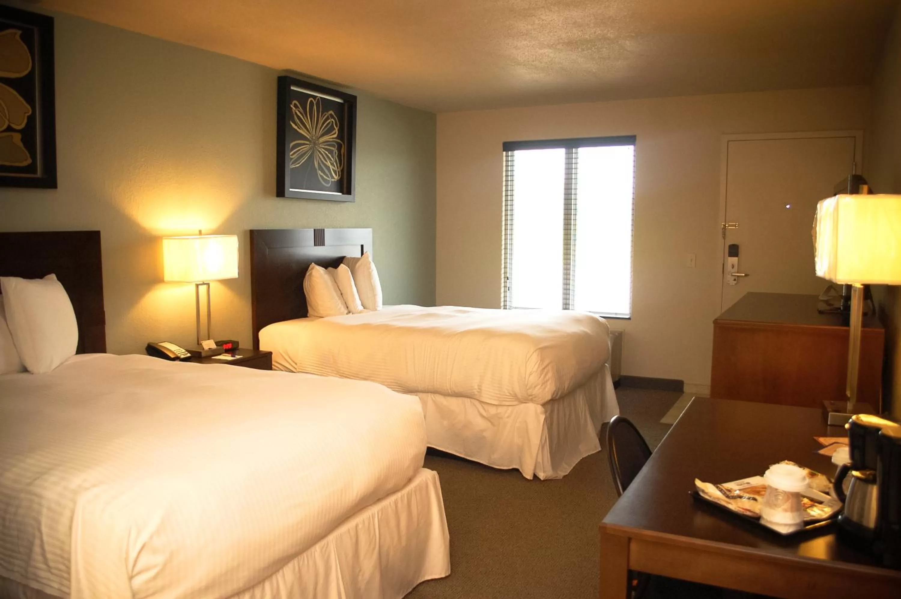 Photo of the whole room in Unique Suites Hotel