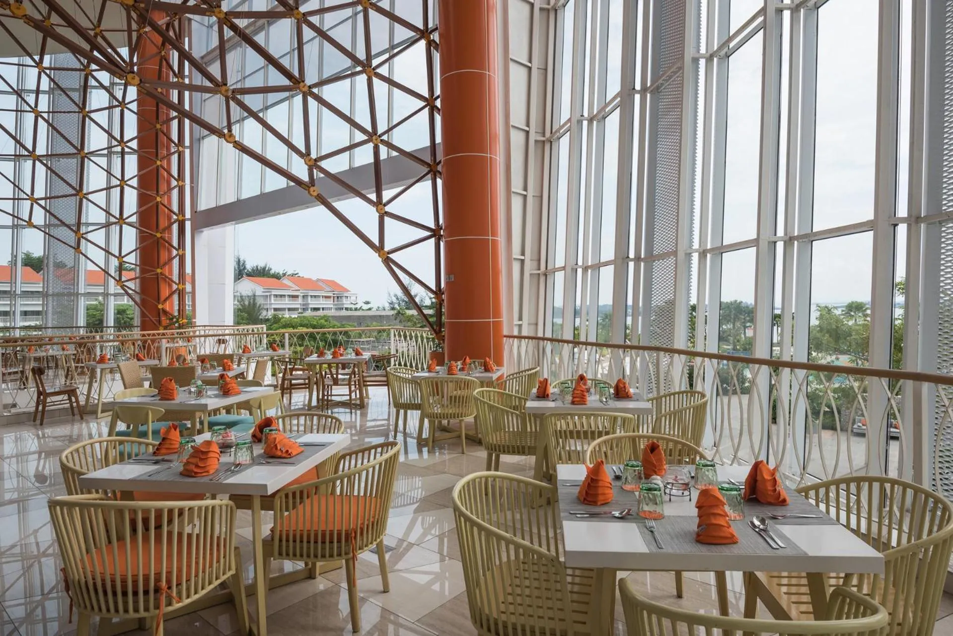 Restaurant/places to eat in HARRIS Resort Barelang Batam