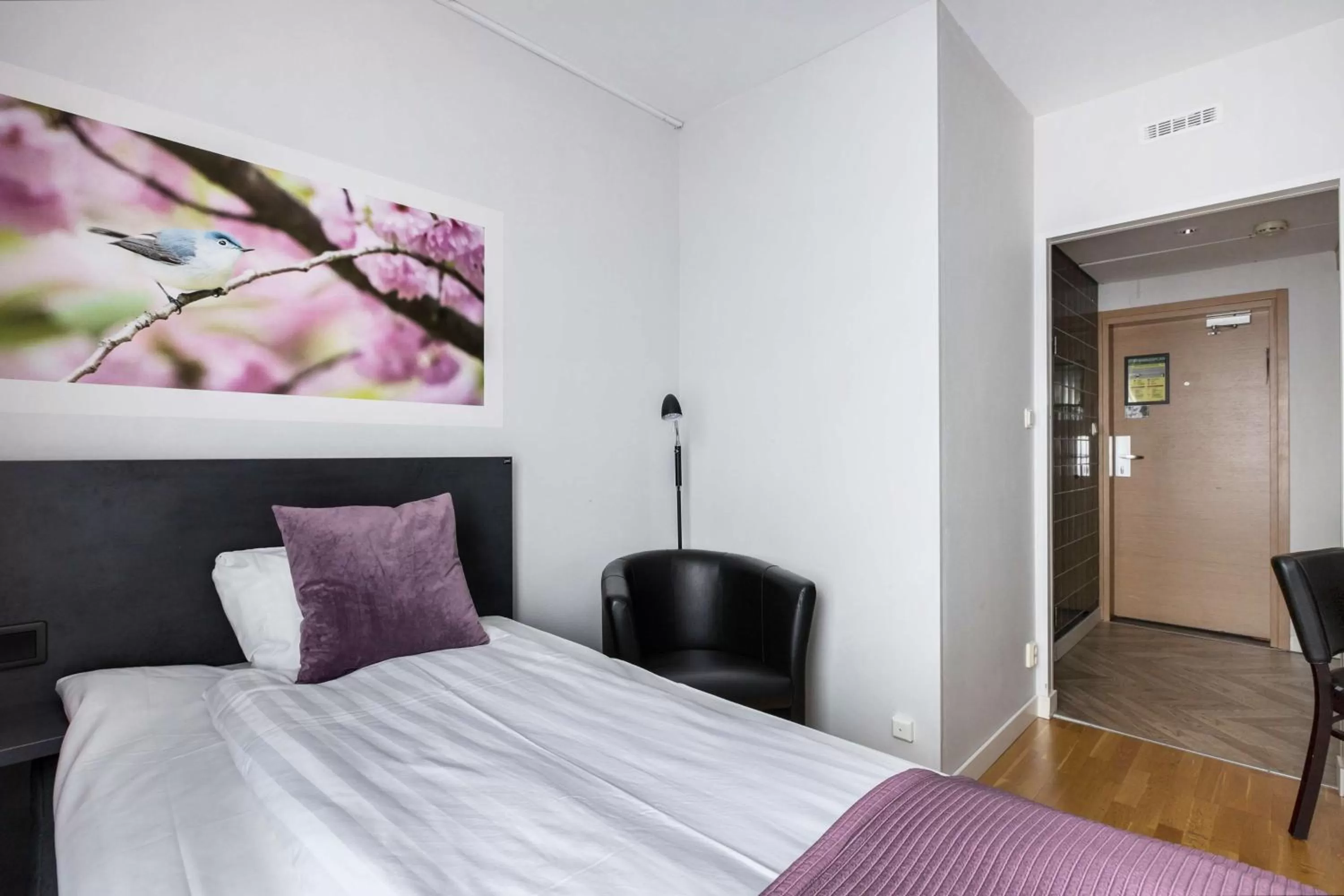 Bedroom, Bed in Best Western Plaza Hotel