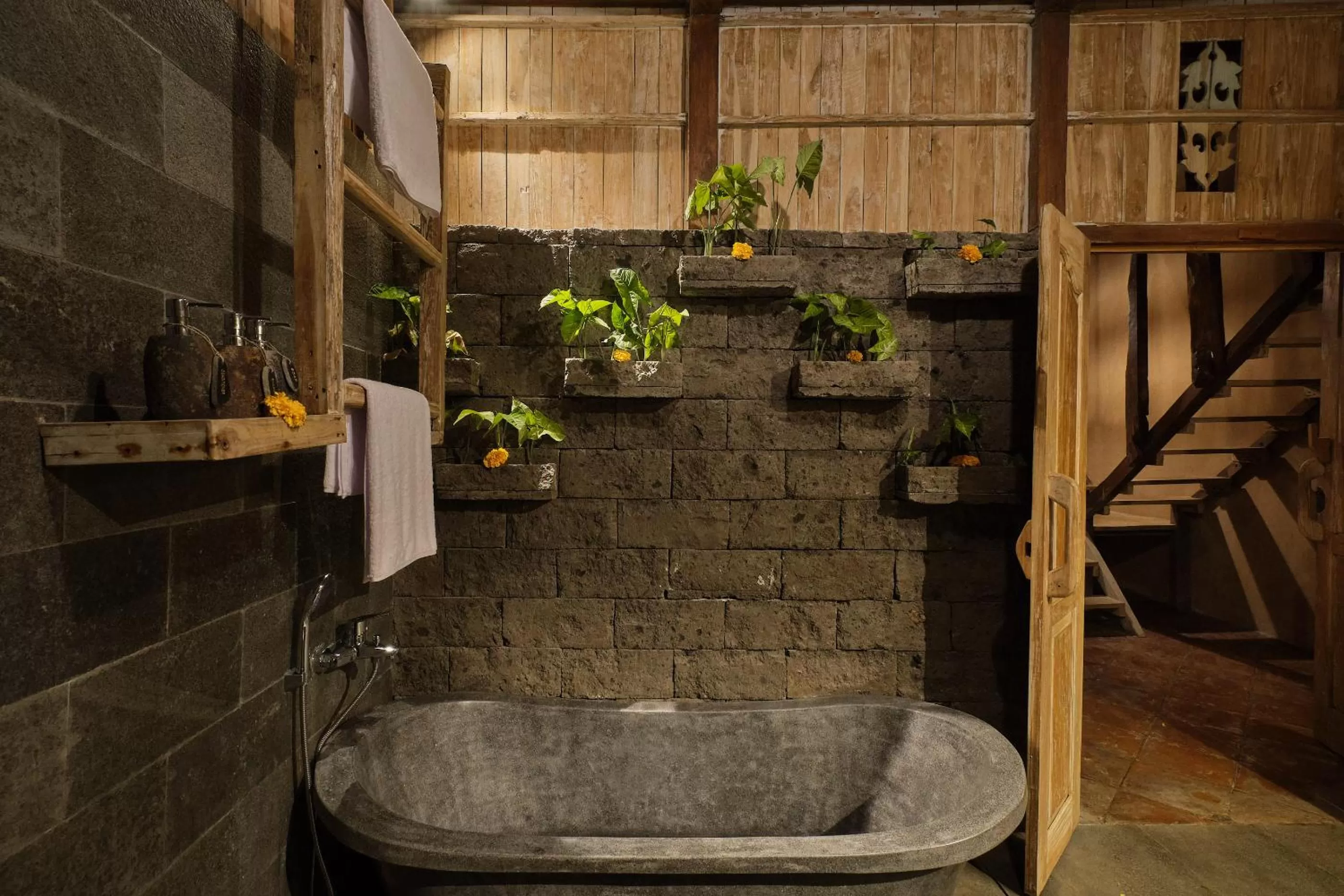 Bathroom in Joglo Organik Guesthouse