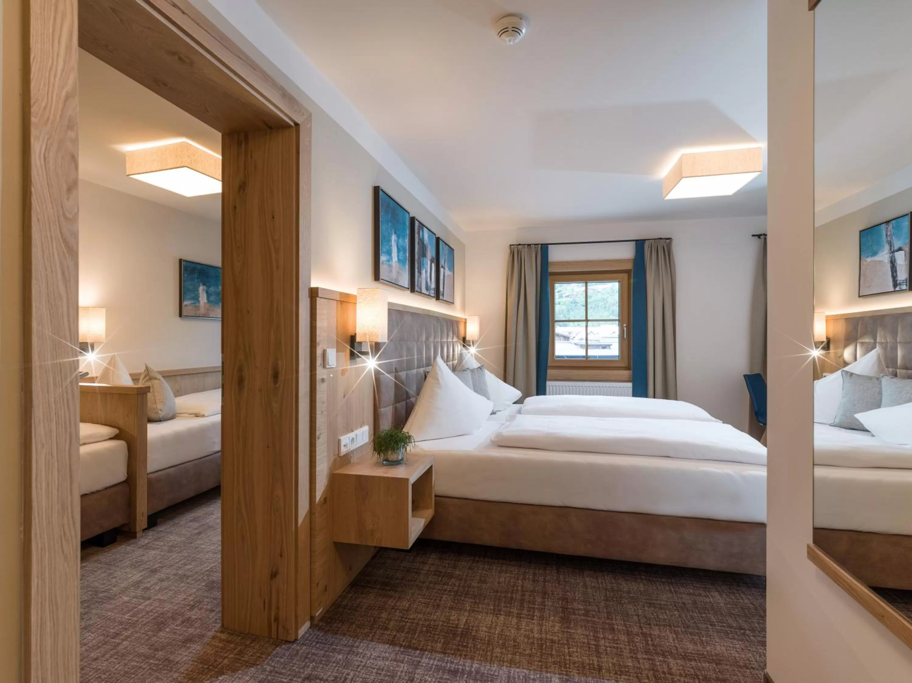 Photo of the whole room, Bed in Alpen Glück Hotel Unterm Rain garni