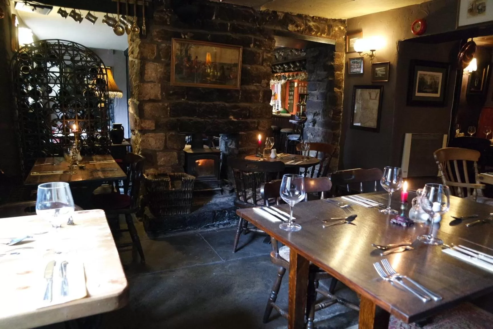Restaurant/places to eat in The Lamb Inn
