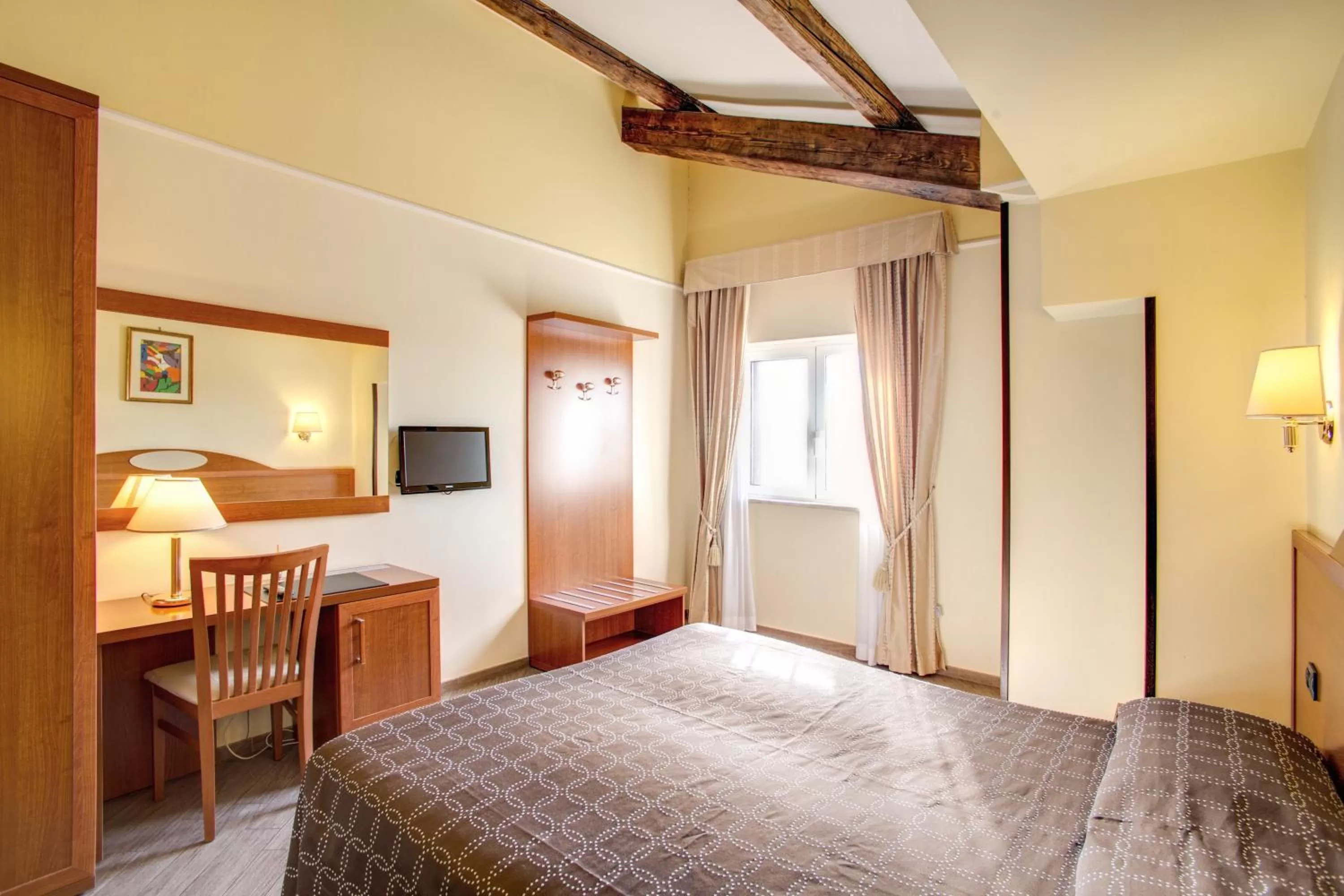 Bedroom, Bed in Hotel Roma Tiburtina Metro