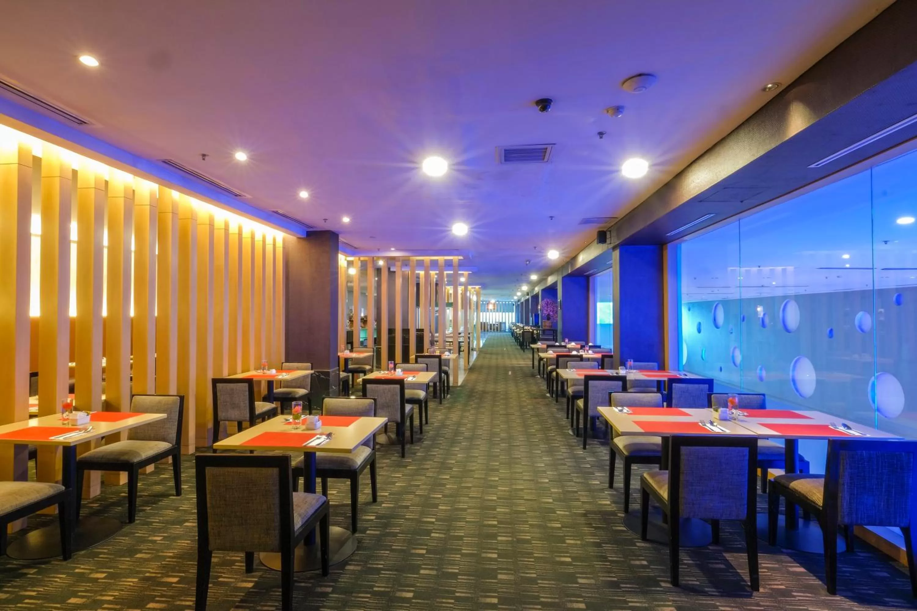 Restaurant/Places to Eat in Swiss-Belhotel Mangga Besar