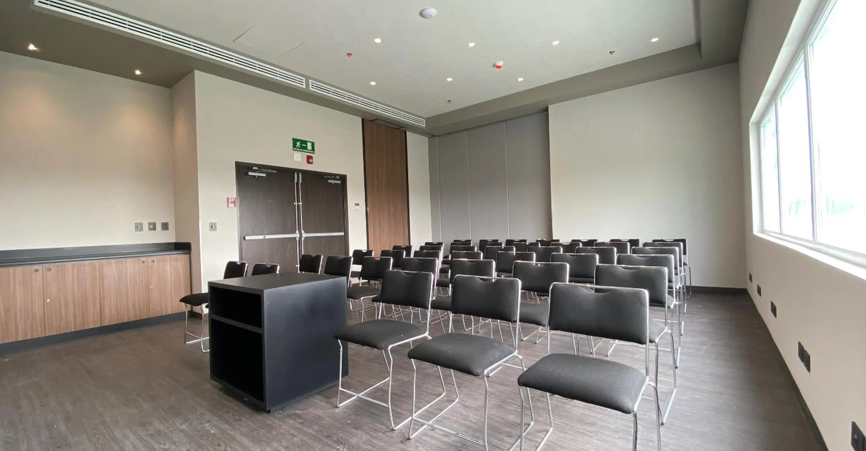Meeting/conference room in Hotel MX mas cuautitlan Izcalli, Trademark by Wyndham