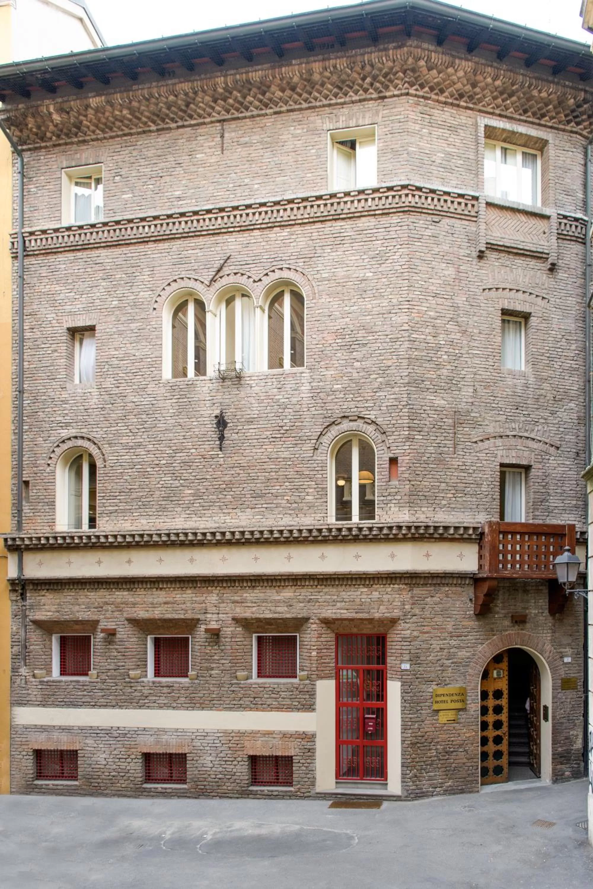 Property building in Albergo Reggio